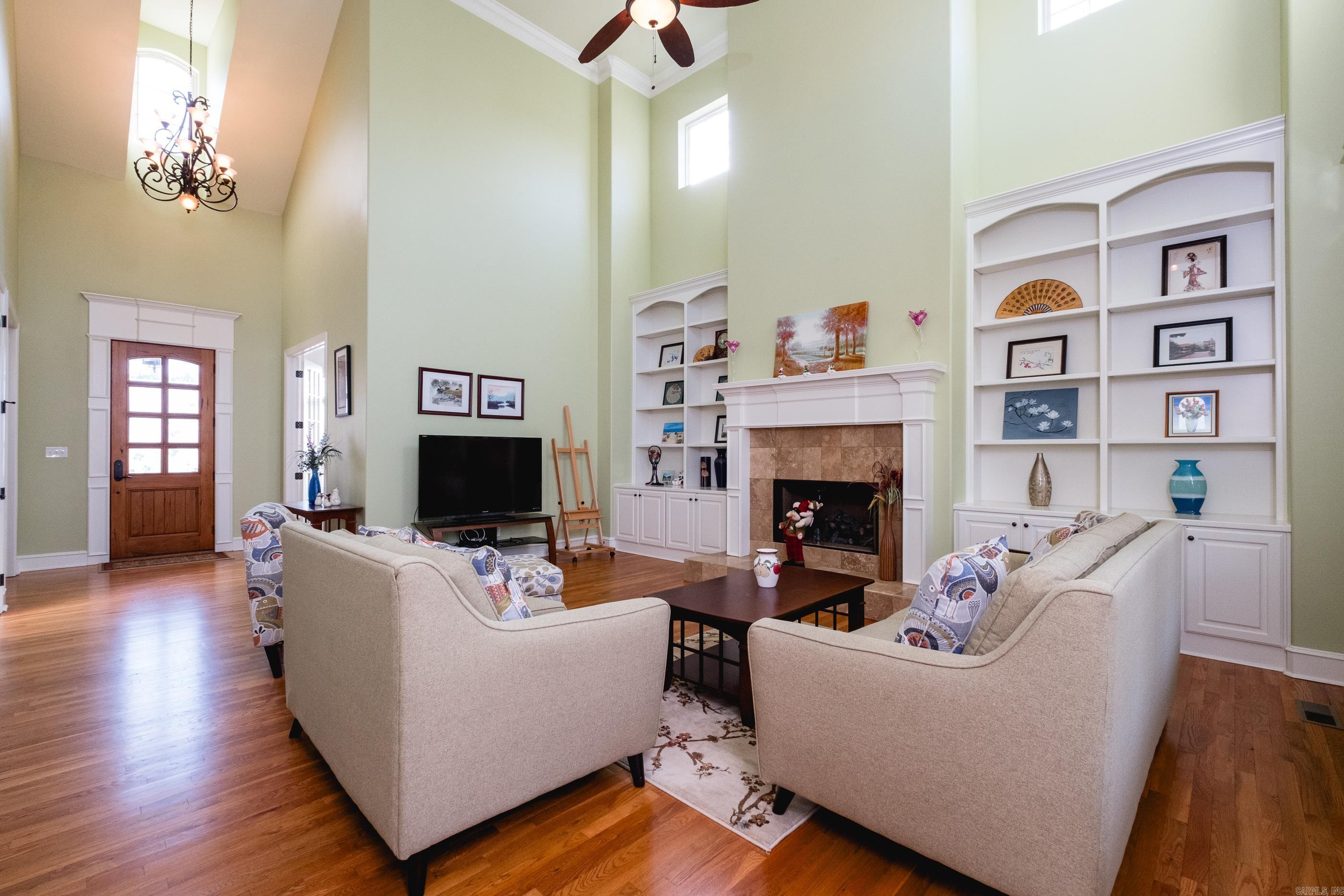 THE VILLAGES OF WELLINGTON - Residential