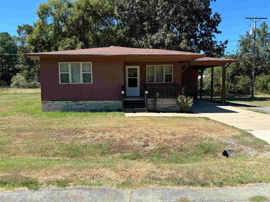 Great Starter Home or Investment property.This home offers a lot of space inside and out for your family. With over a half acre to enjoy outside. Call today for a tour!