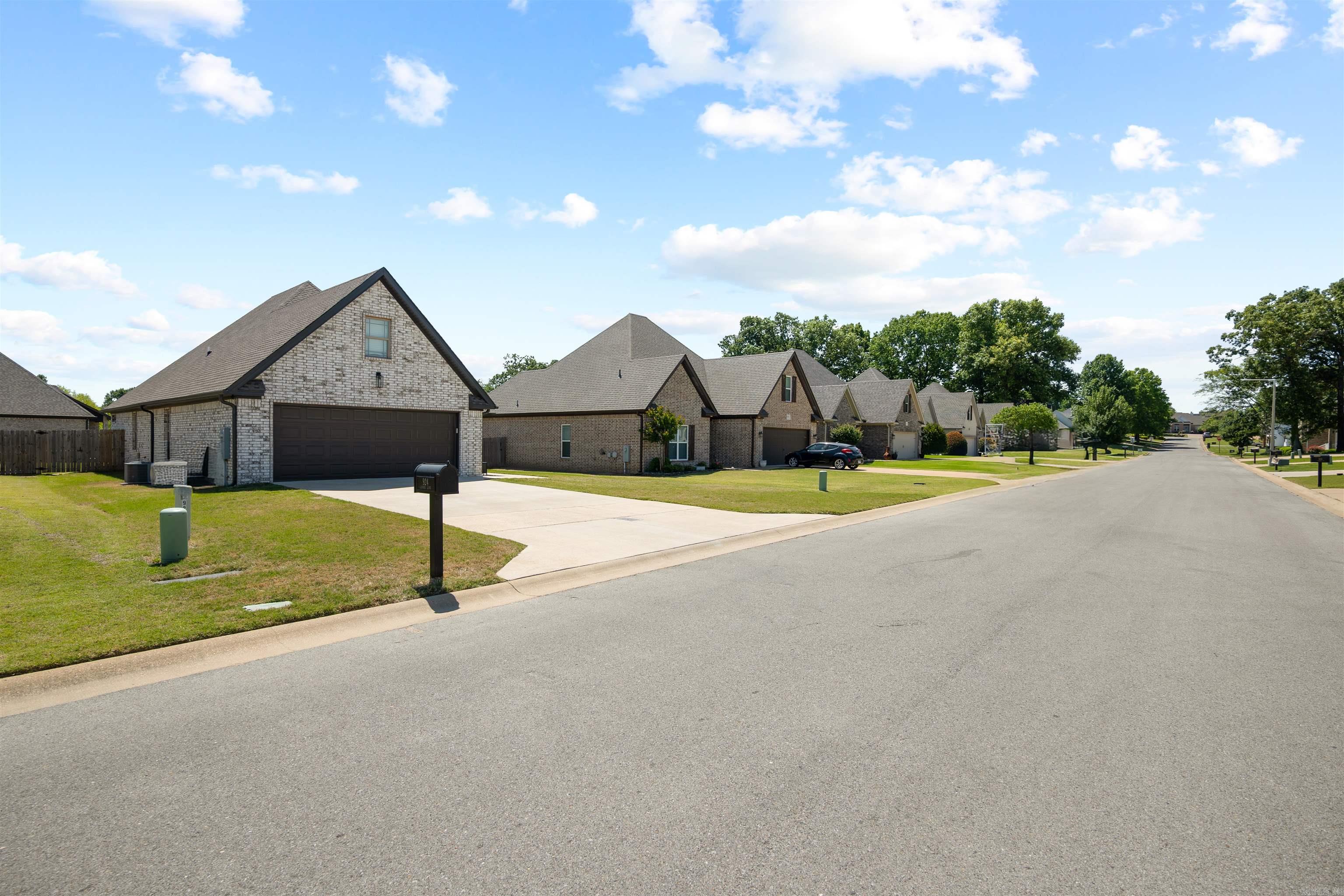 BOBCAT MEADOWS - Residential