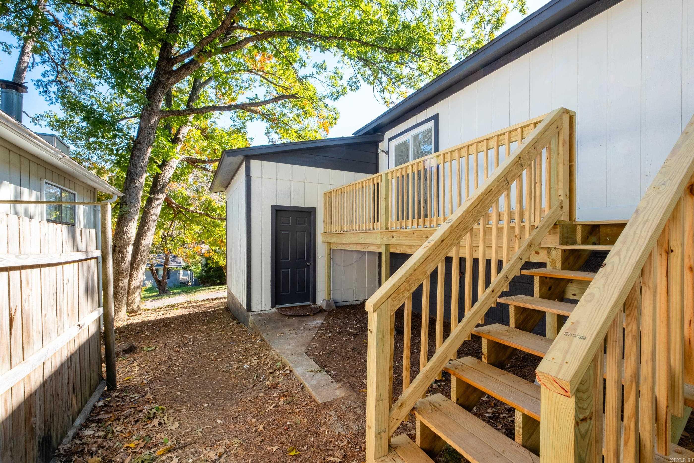 GIBRALTER HGTS - Residential