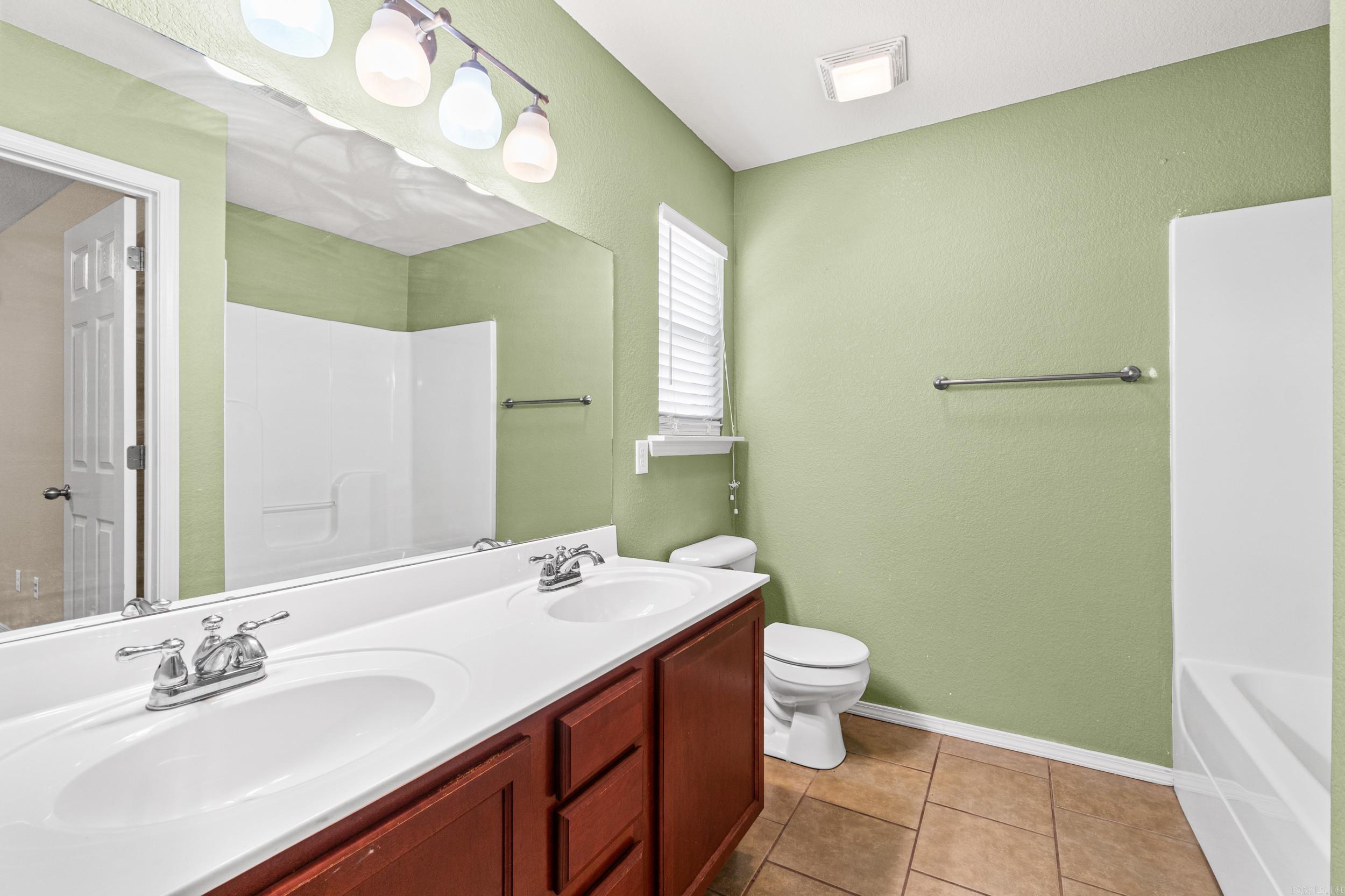 WOODSIDE PLACE - Residential