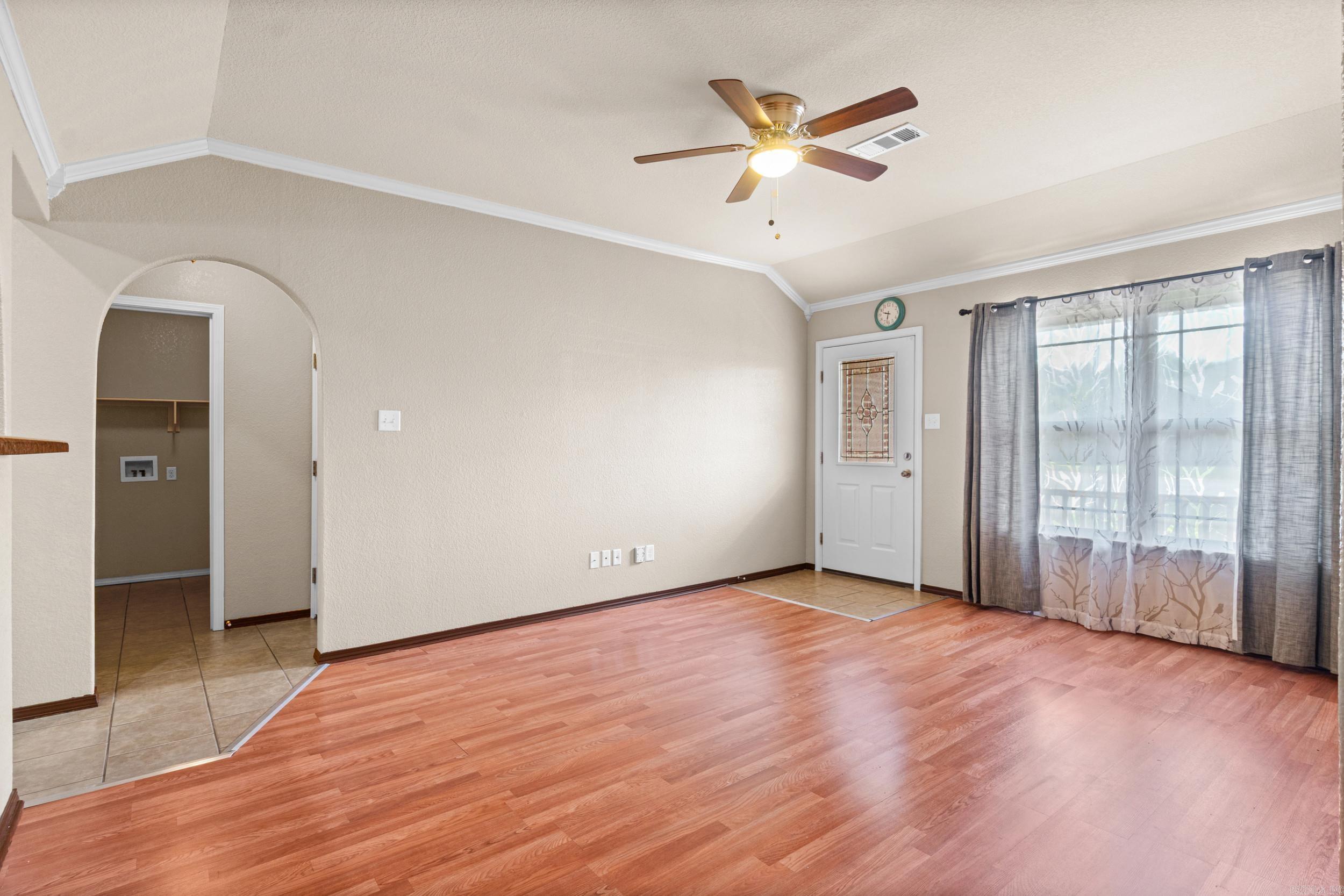 WOODSIDE PLACE - Residential