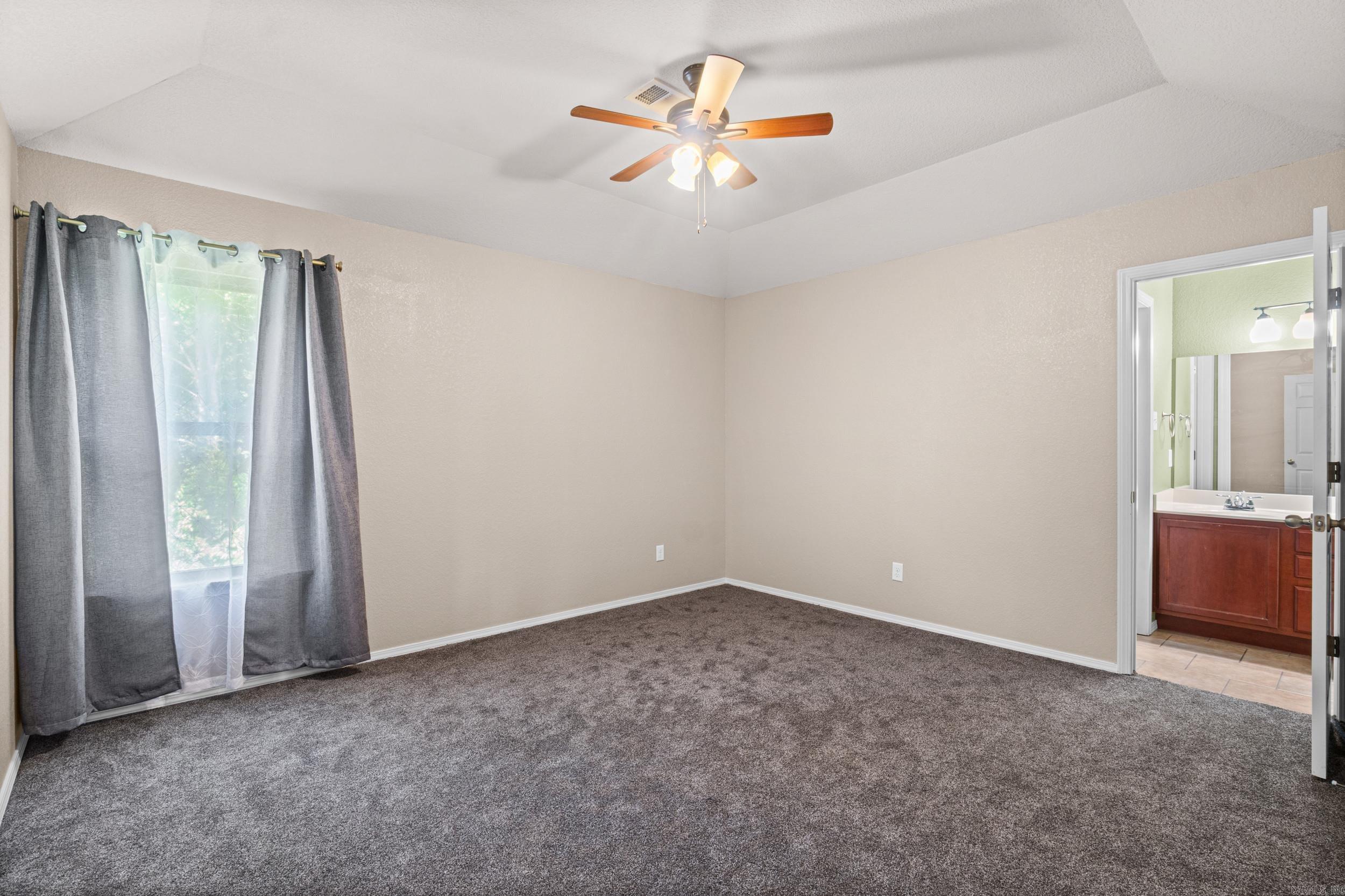 WOODSIDE PLACE - Residential