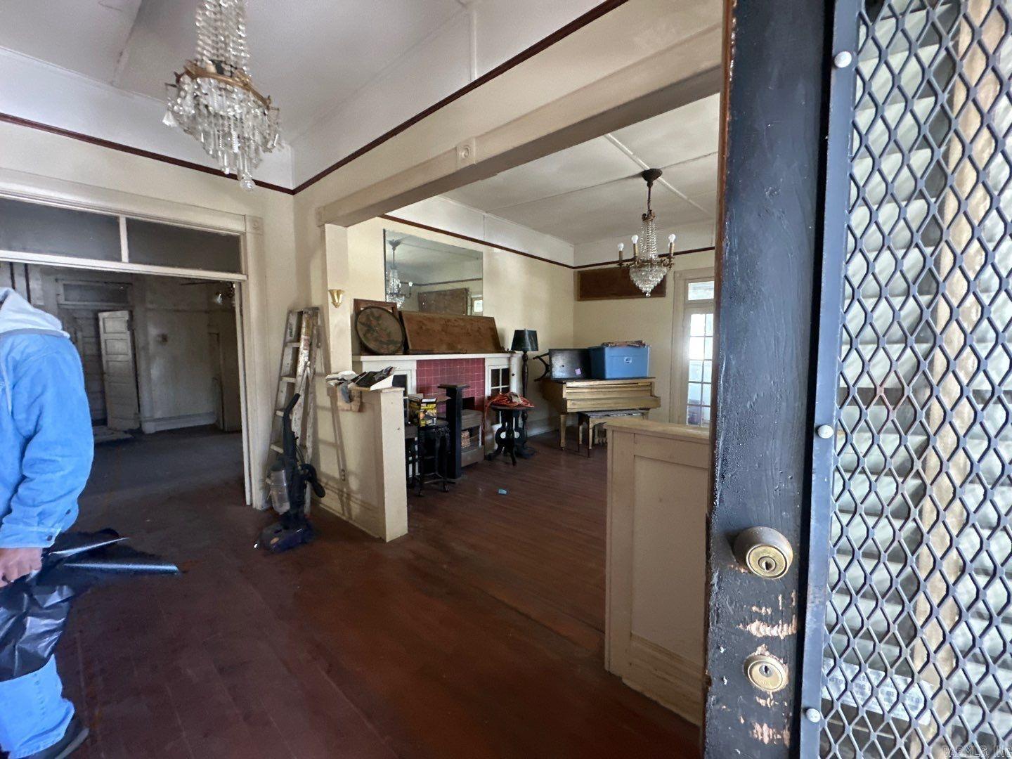 HSR BLK - Residential