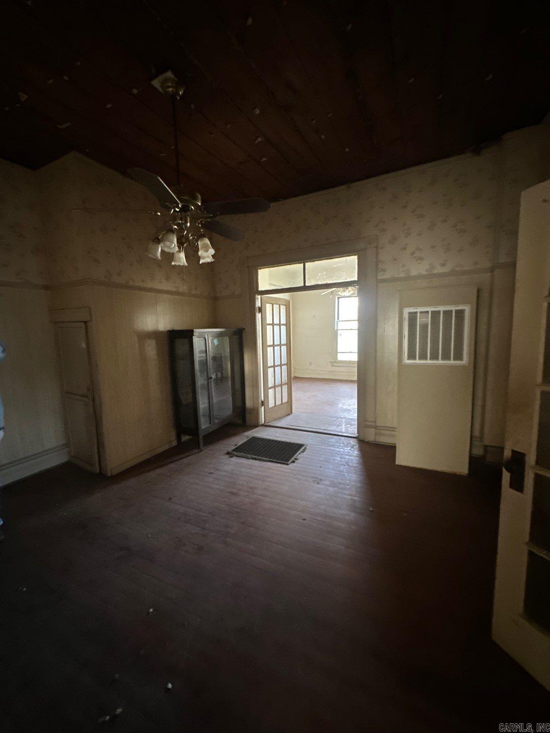 HSR BLK - Residential