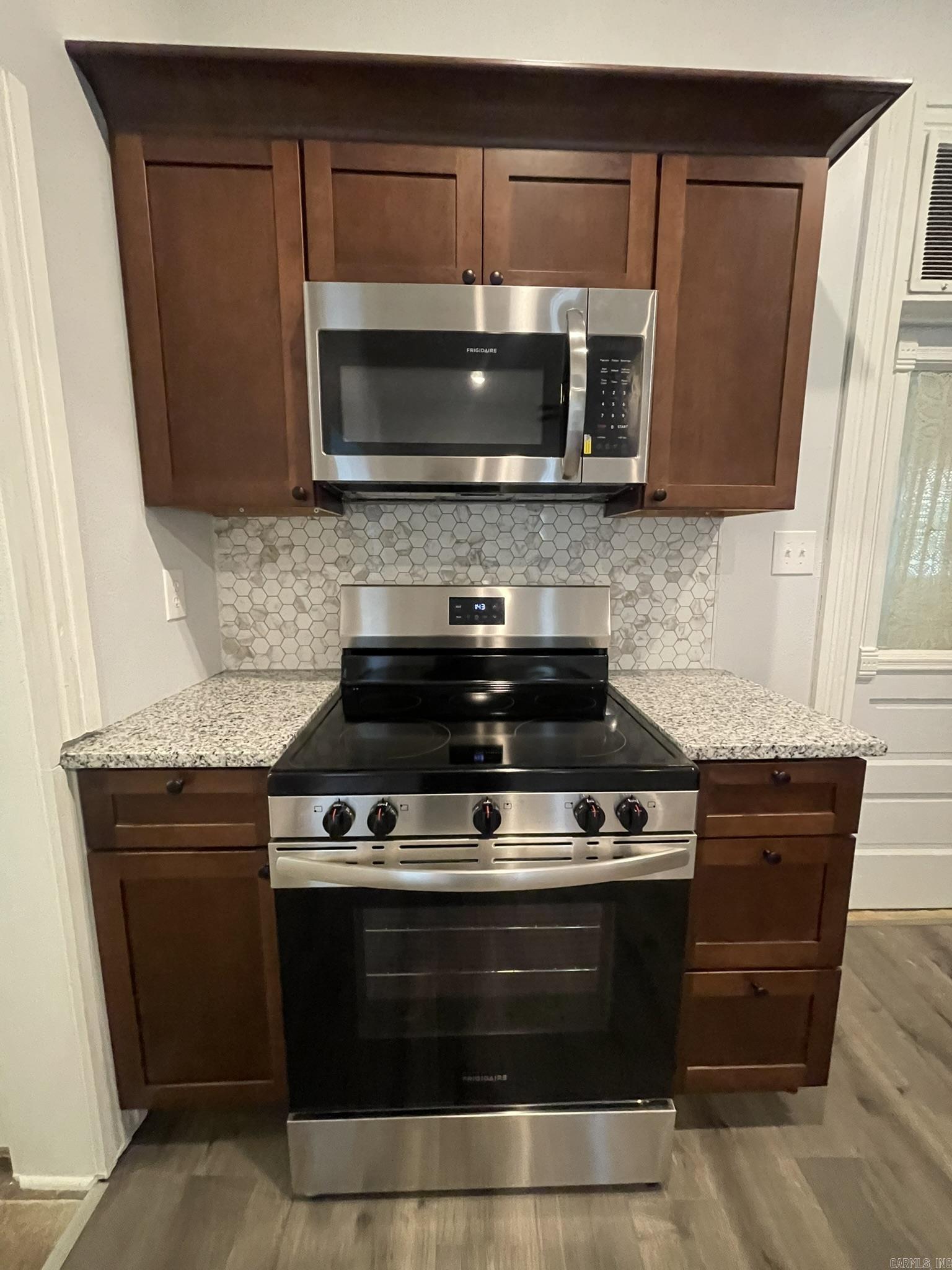 SPRING LAKE SUB - Residential