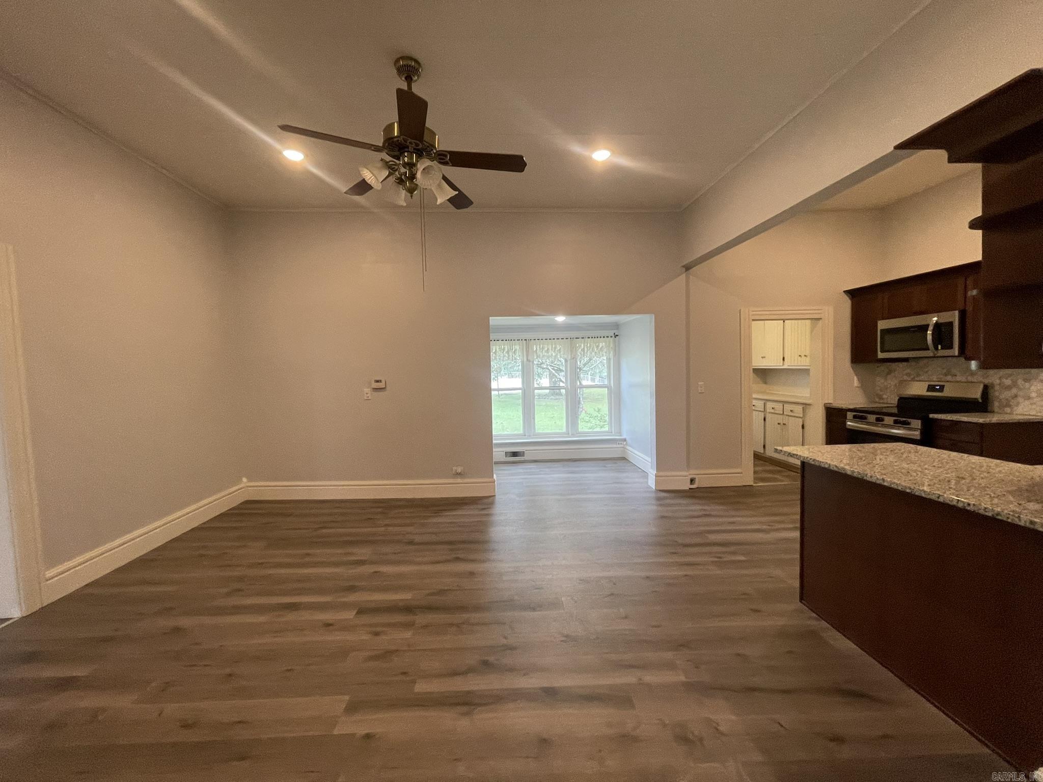 SPRING LAKE SUB - Residential