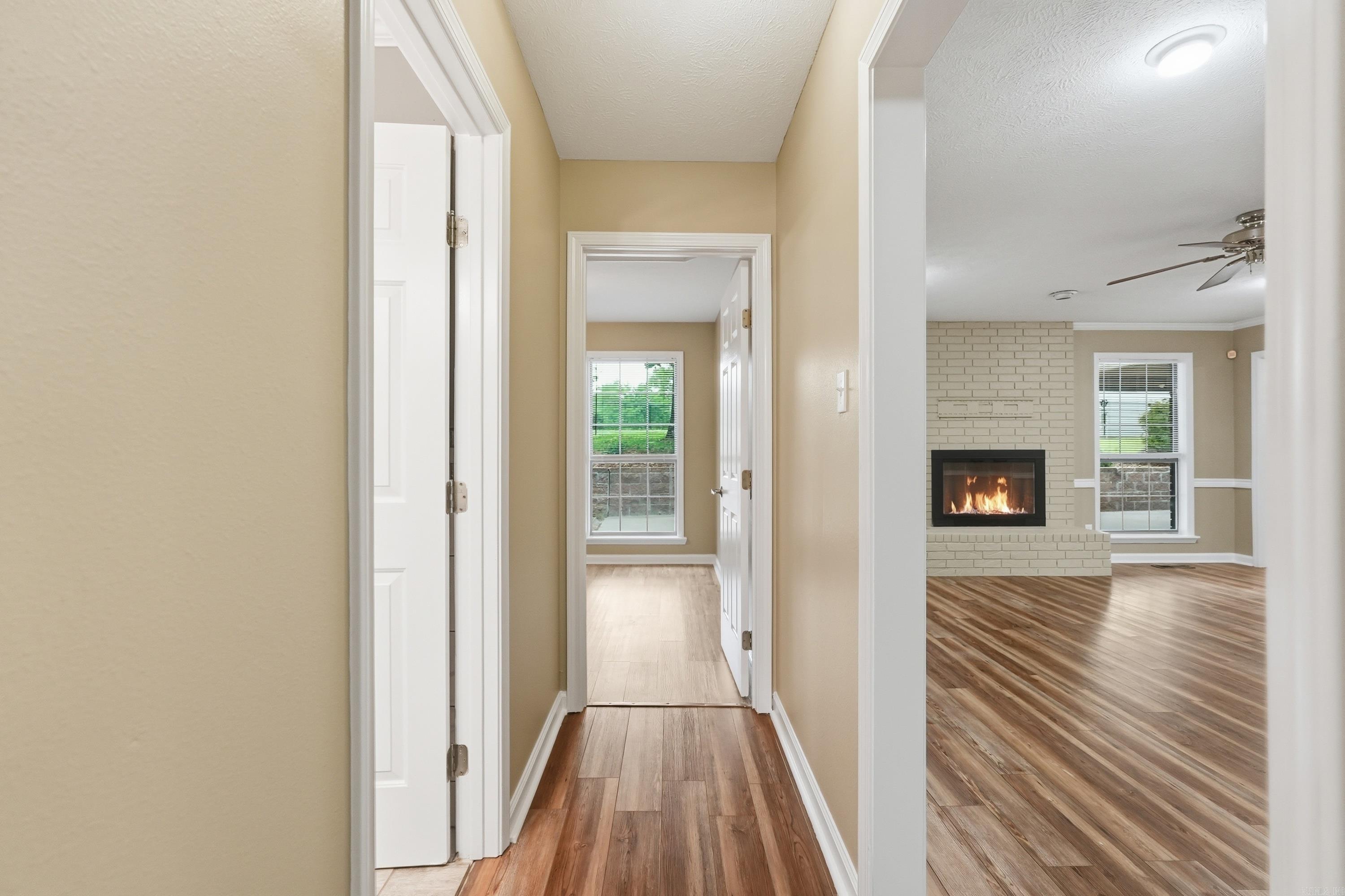 COUNTRY ESTATES - Residential