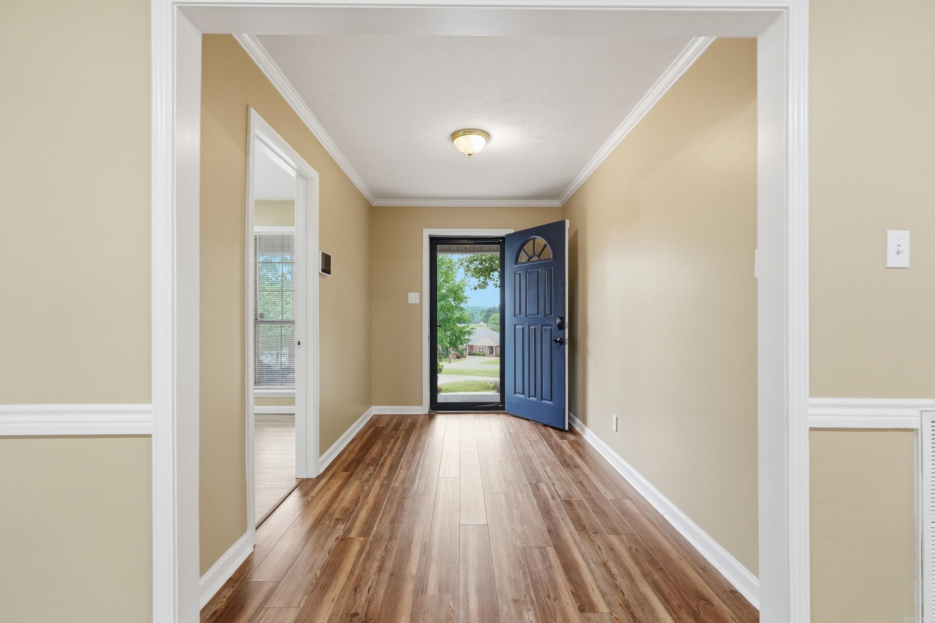 COUNTRY ESTATES - Residential