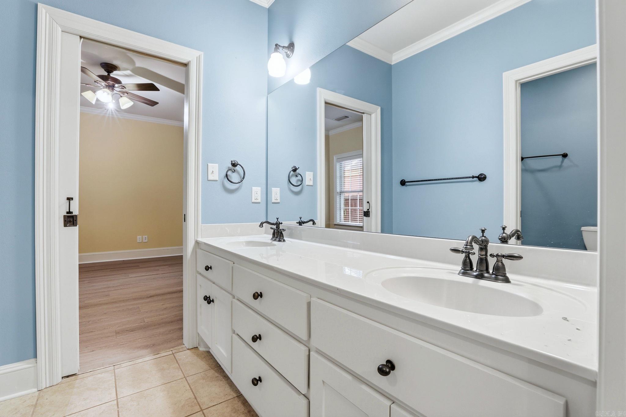 WOODLANDS EDGE - Residential