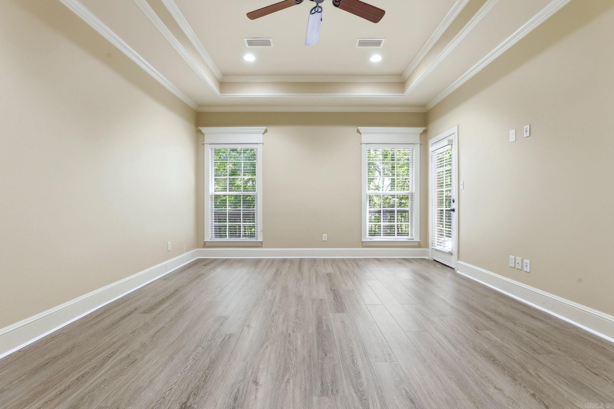 WOODLANDS EDGE - Residential
