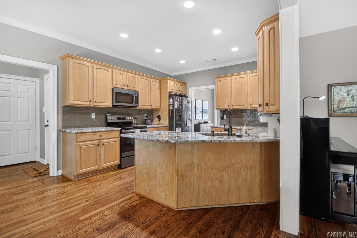 HURRICANE LAKE EST - Residential