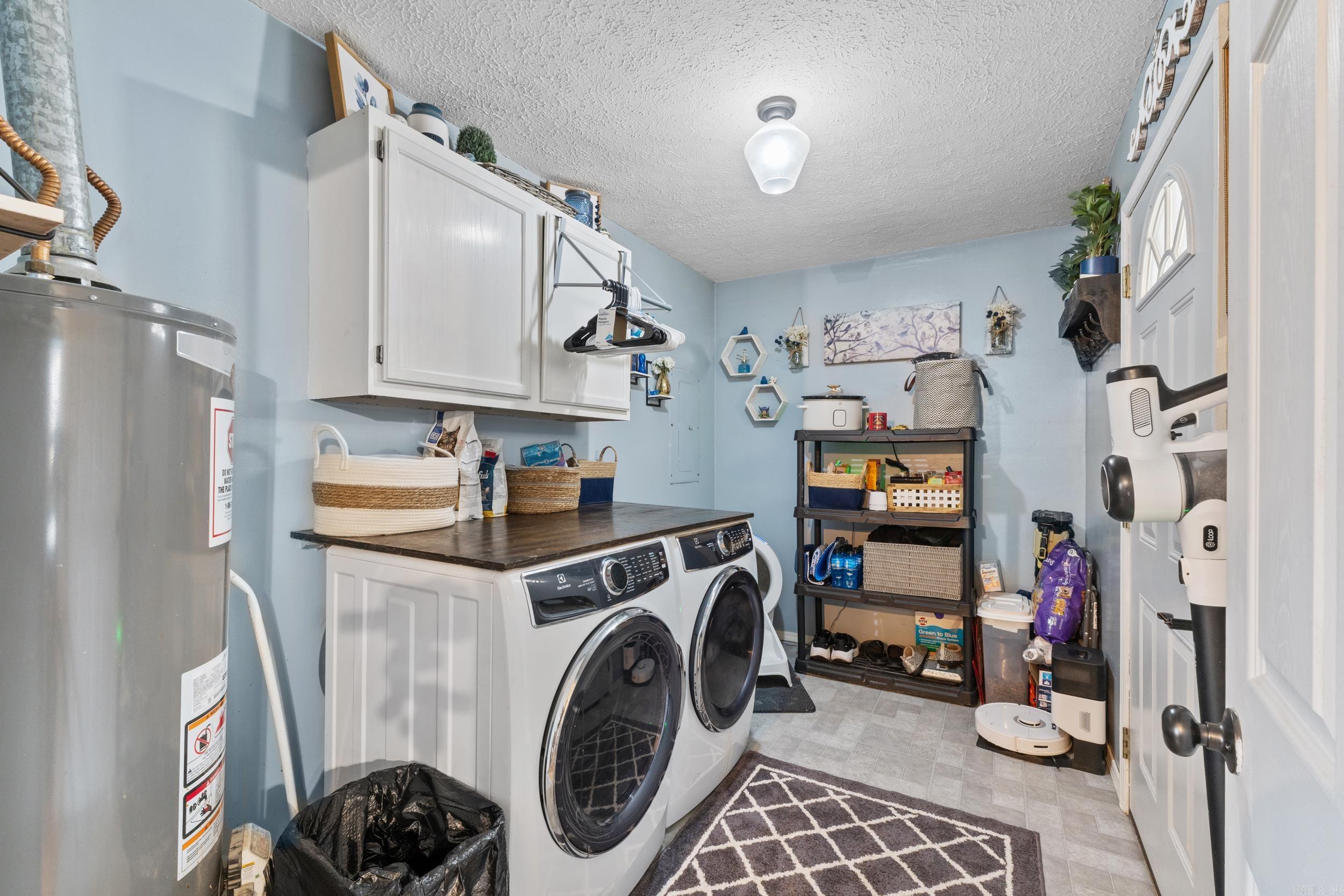 BREEZE HILLS - Residential