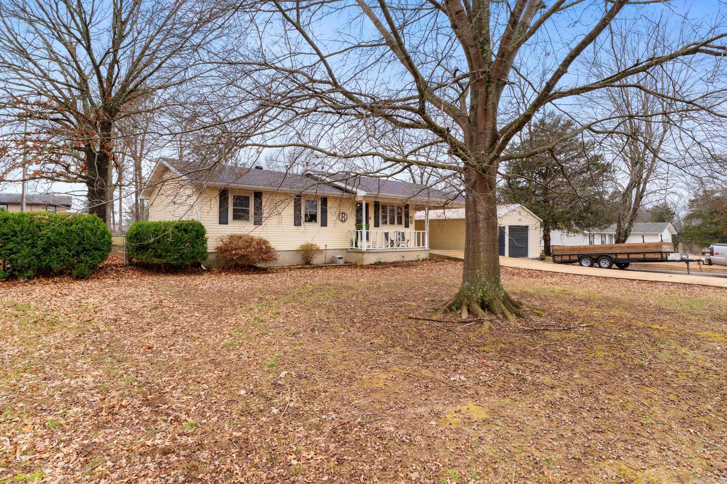 BREEZE HILLS - Residential