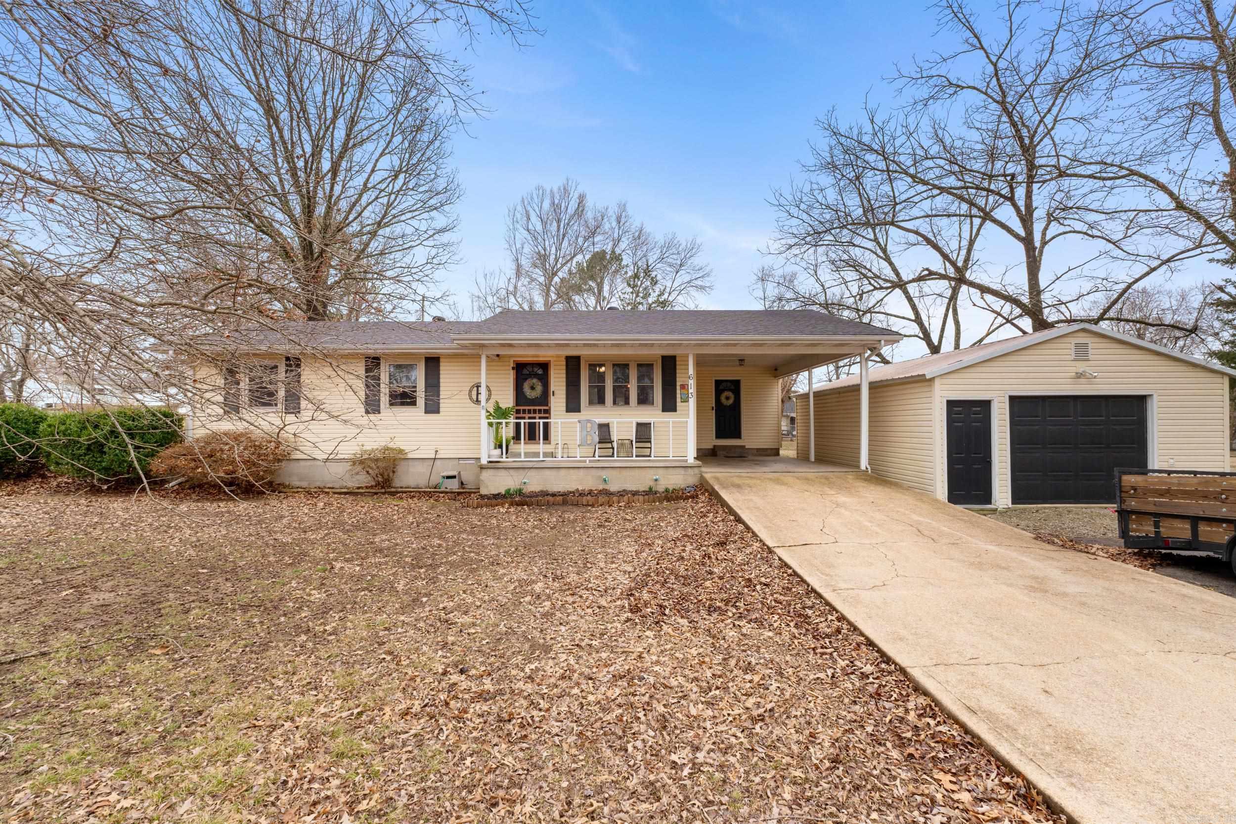 BREEZE HILLS - Residential