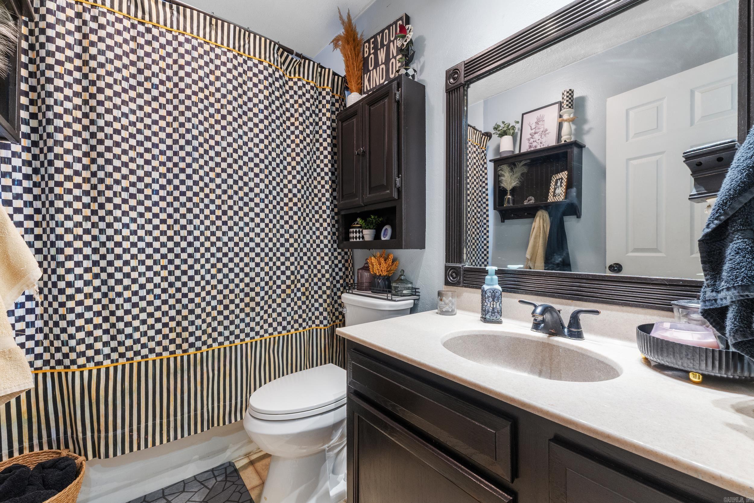 BREEZE HILLS - Residential