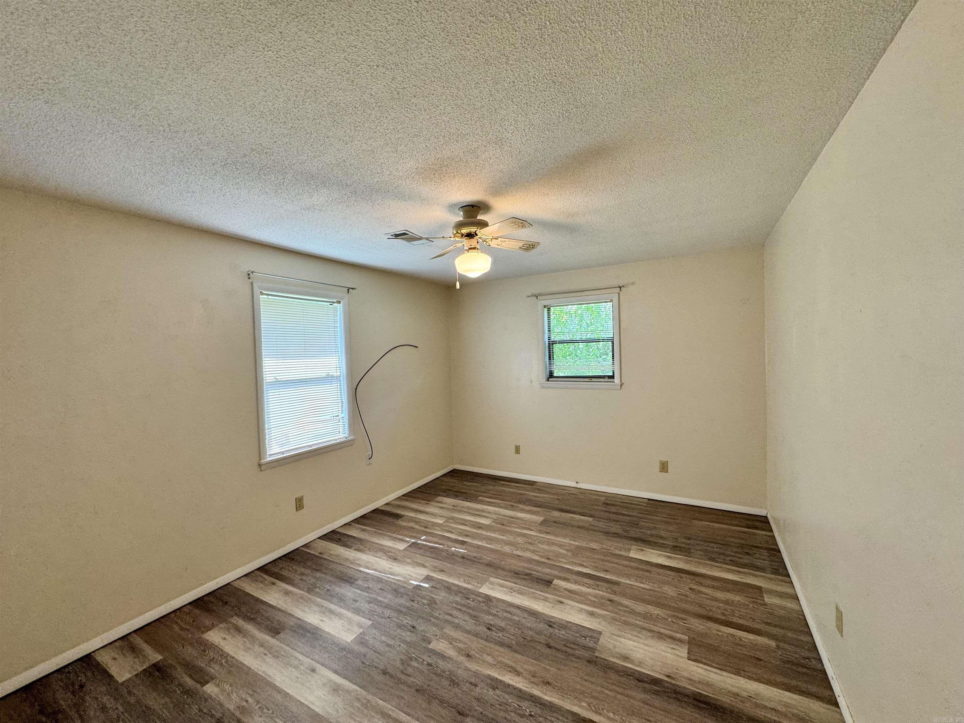 VALLEY VIEW - Residential