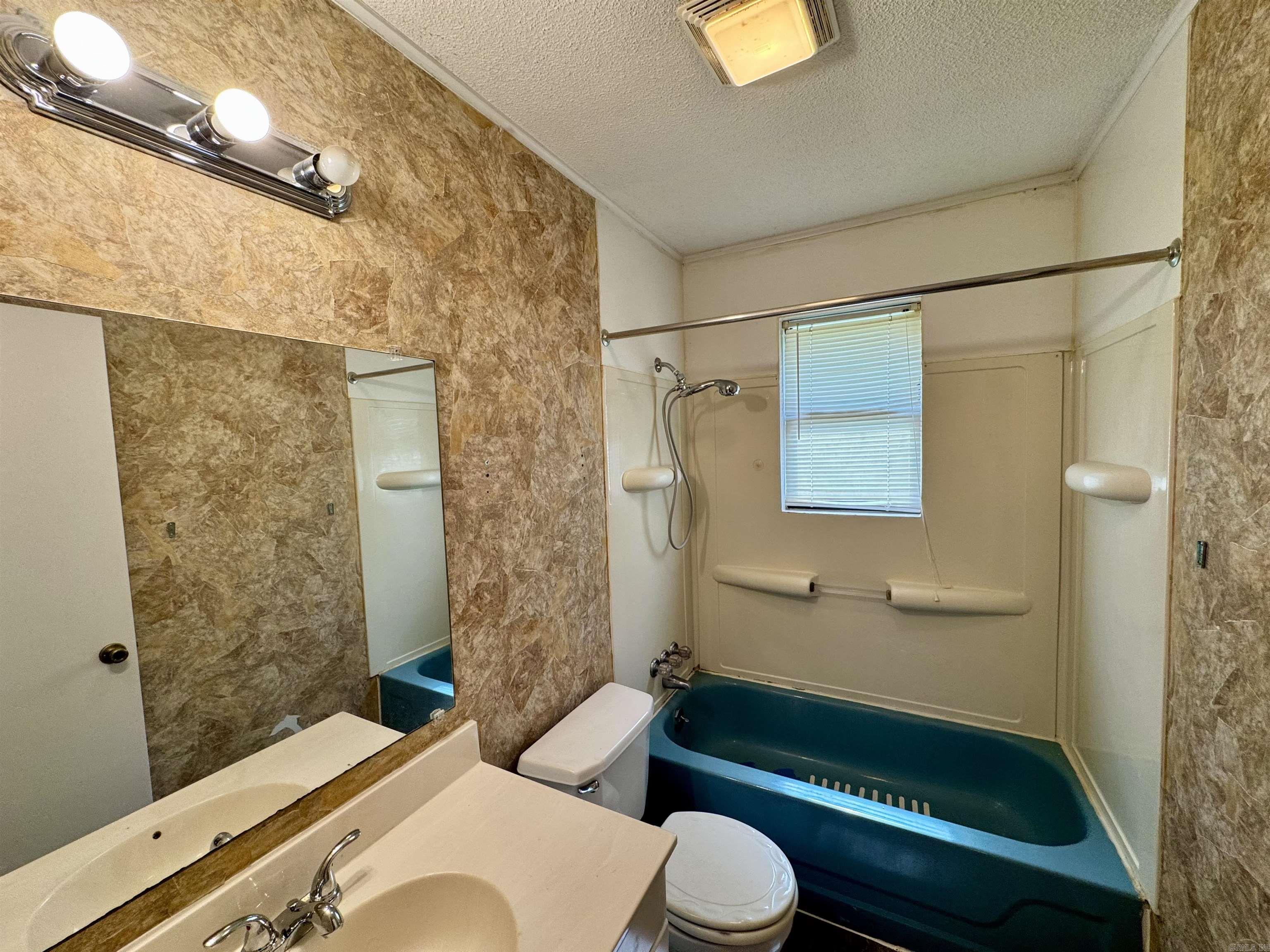 VALLEY VIEW - Residential