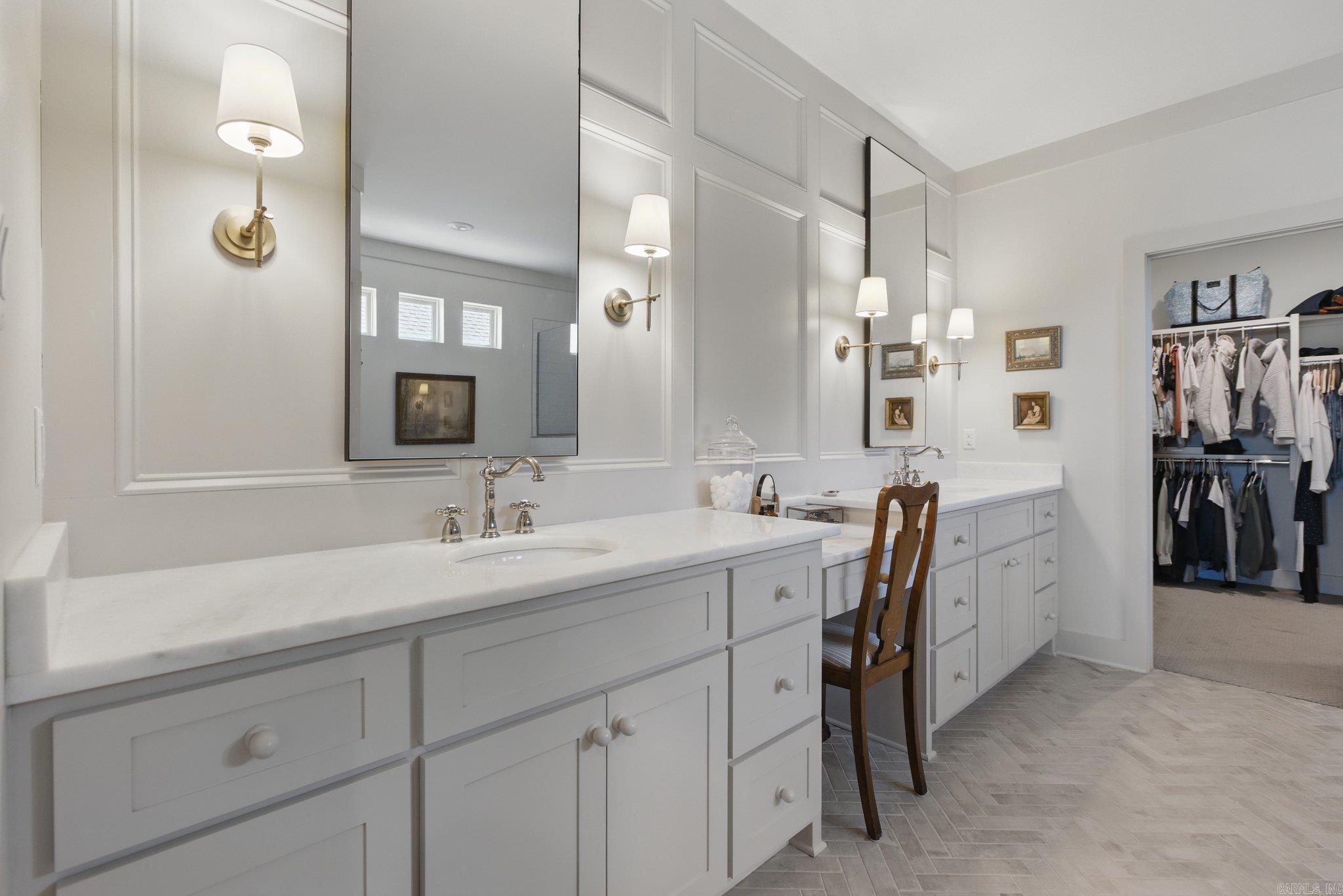 THE WOODS OF HURRICANE LAKE ESTA - Residential