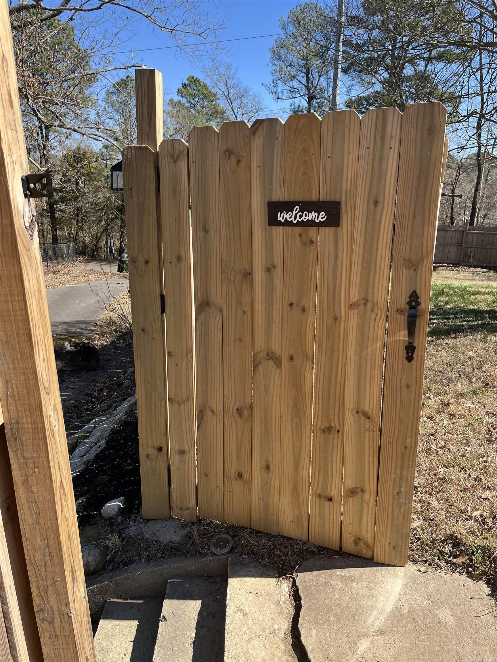 FORREST HILL - Residential