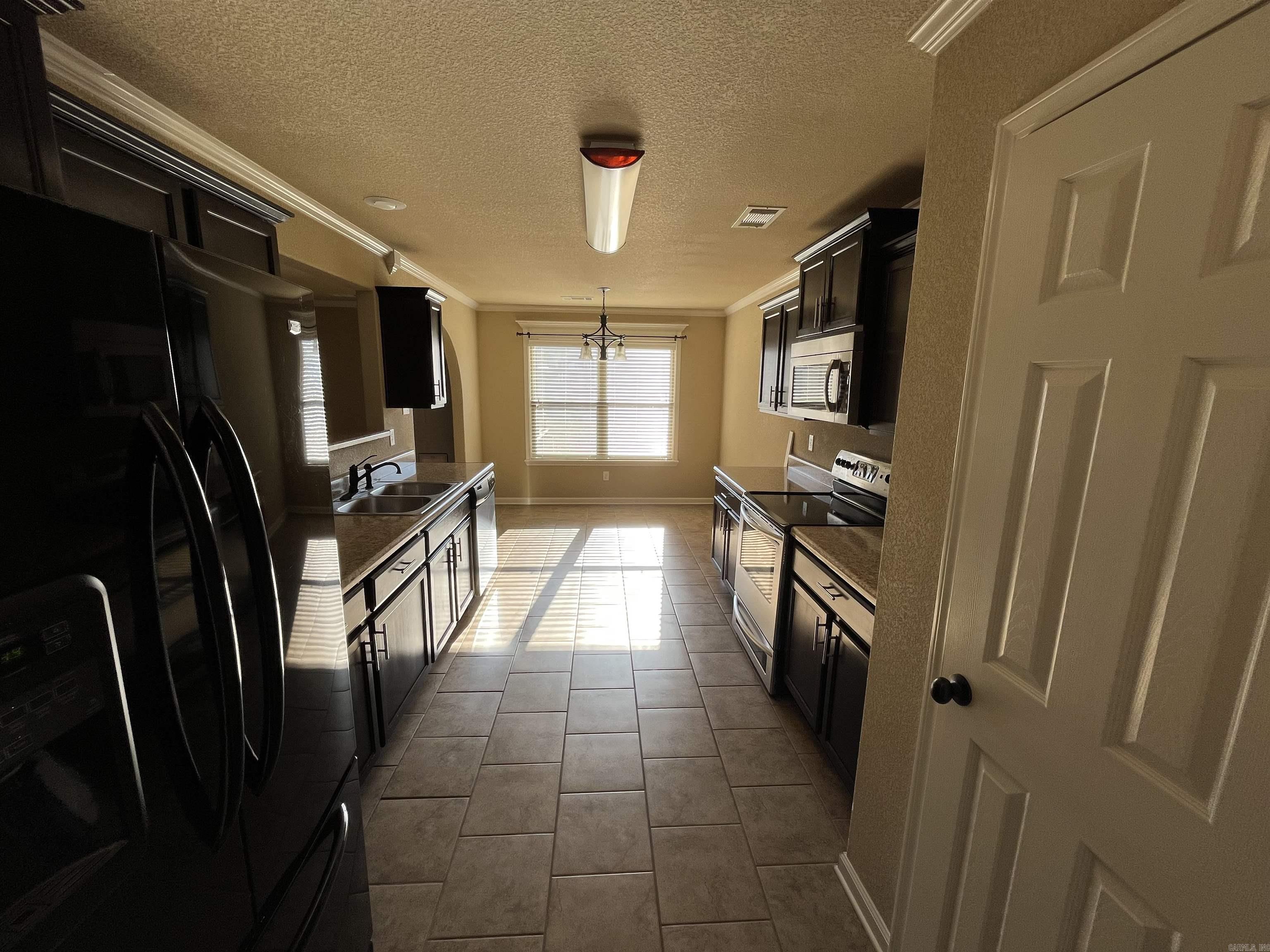 Souther Comforts Estates - Residential Lease