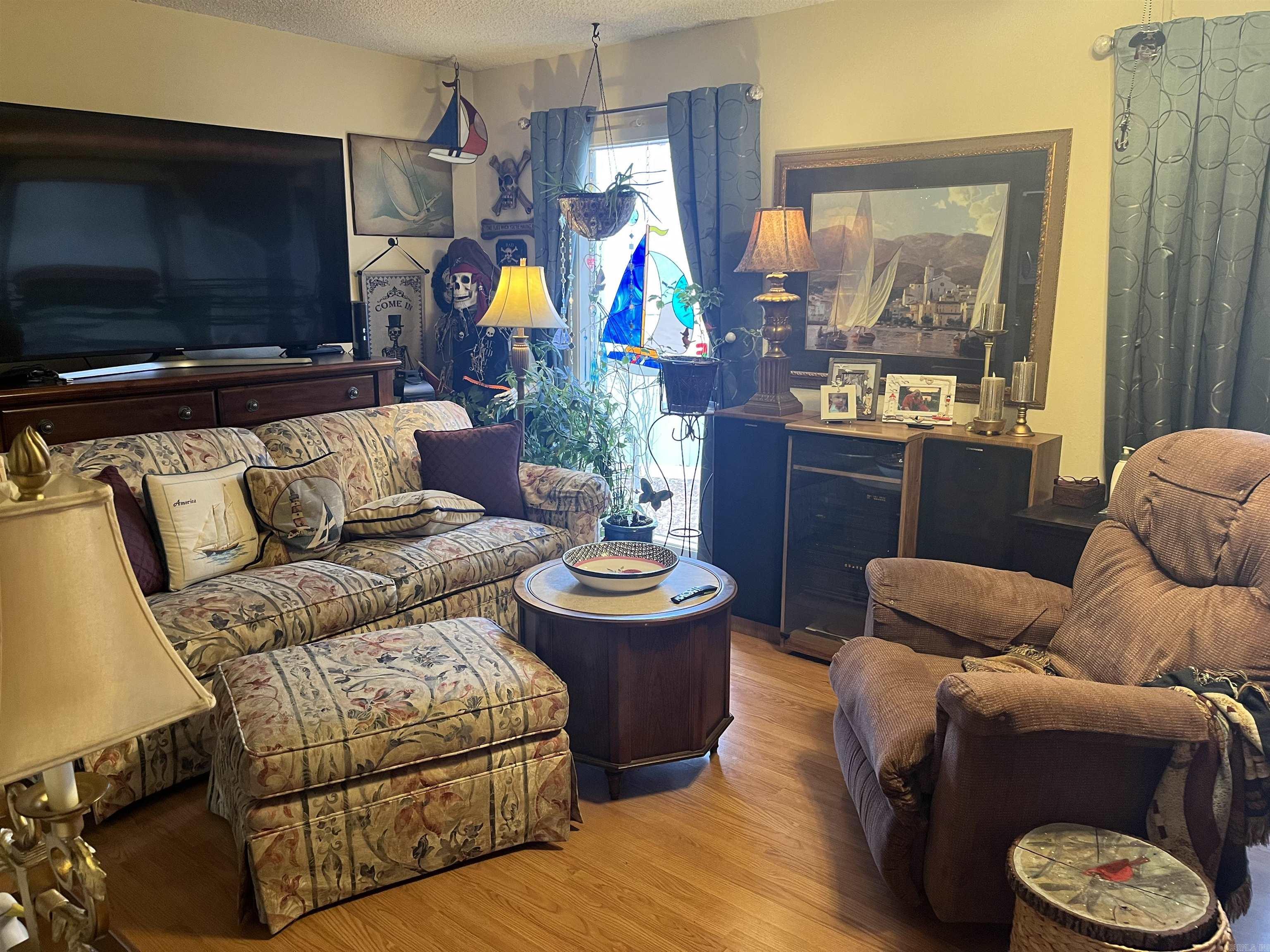 Desoto Courts Townhouse 1 - Residential