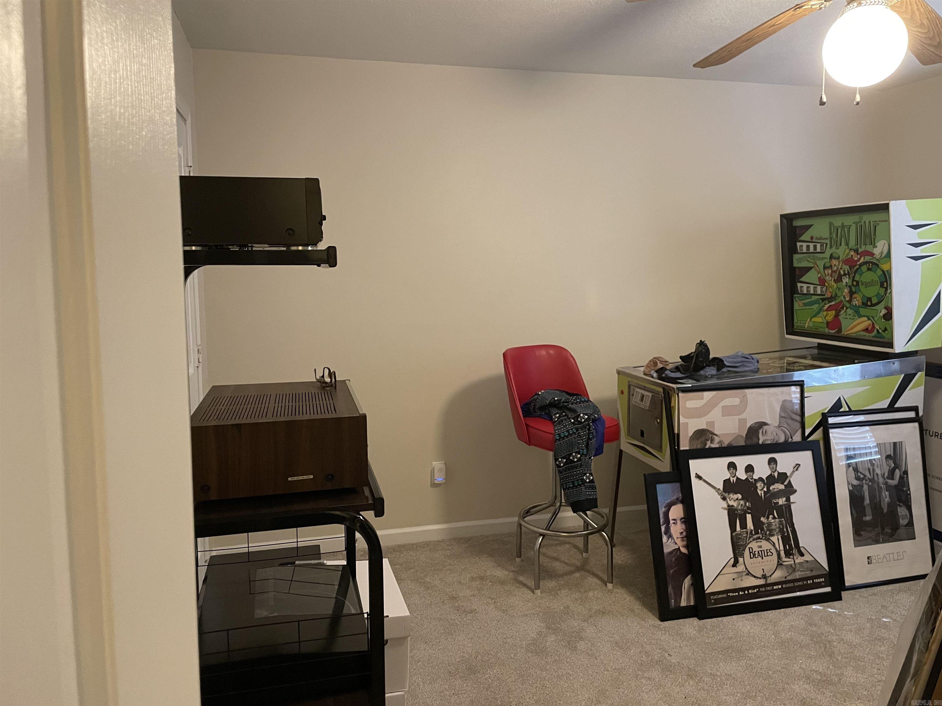 CRYSTAL VALLEY MANOR - Residential