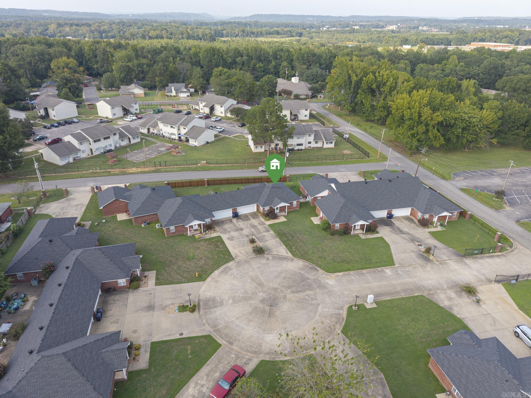 TULA SQUARE - Residential