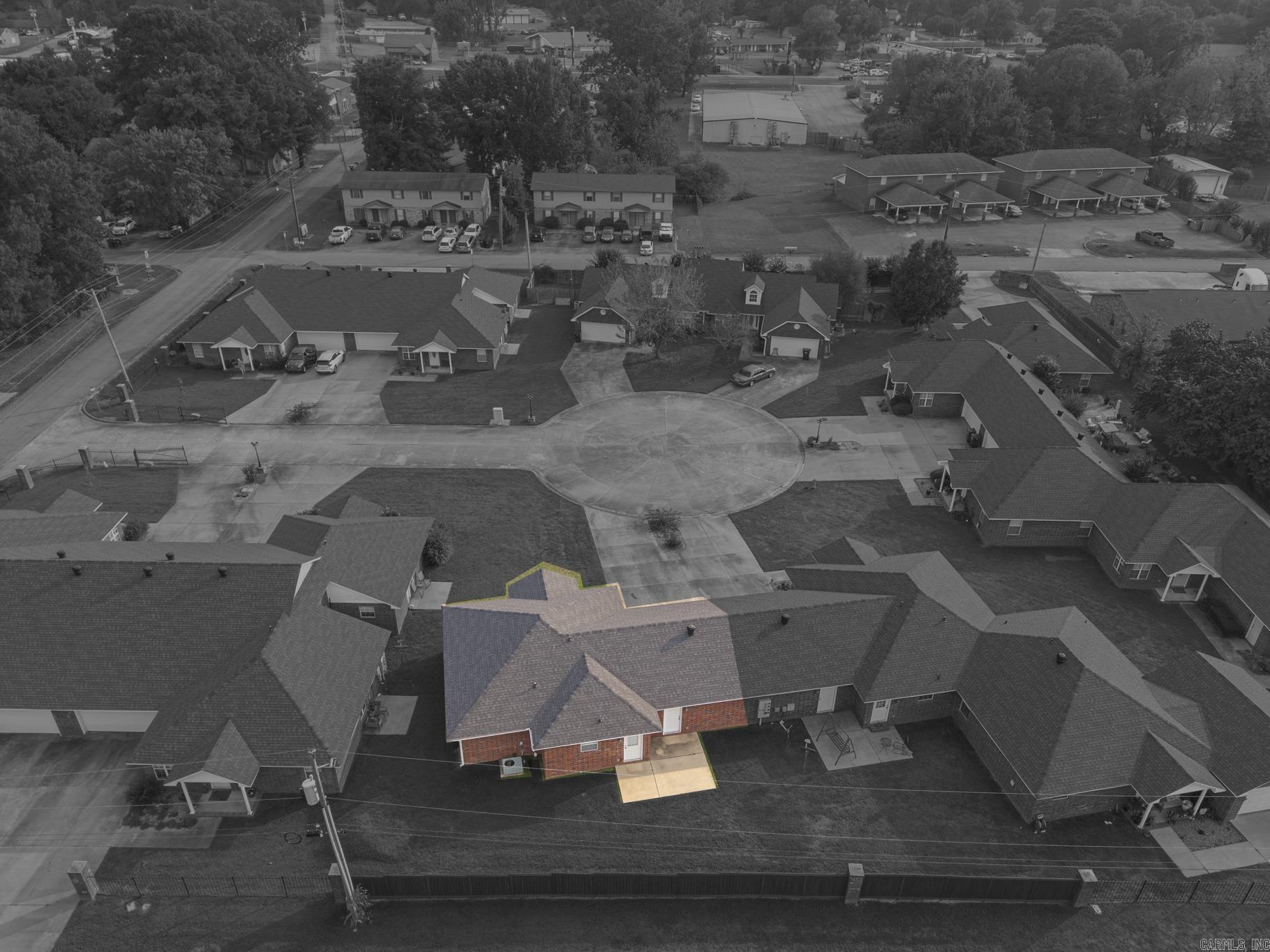 TULA SQUARE - Residential