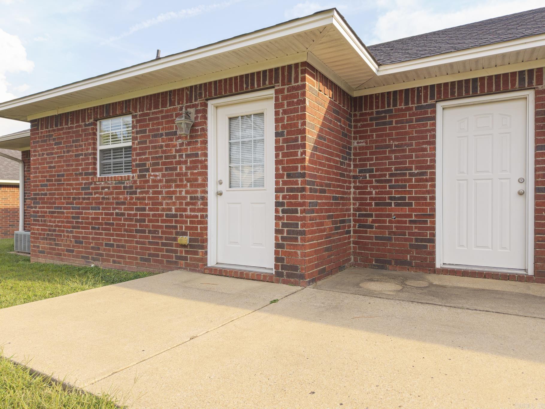 TULA SQUARE - Residential