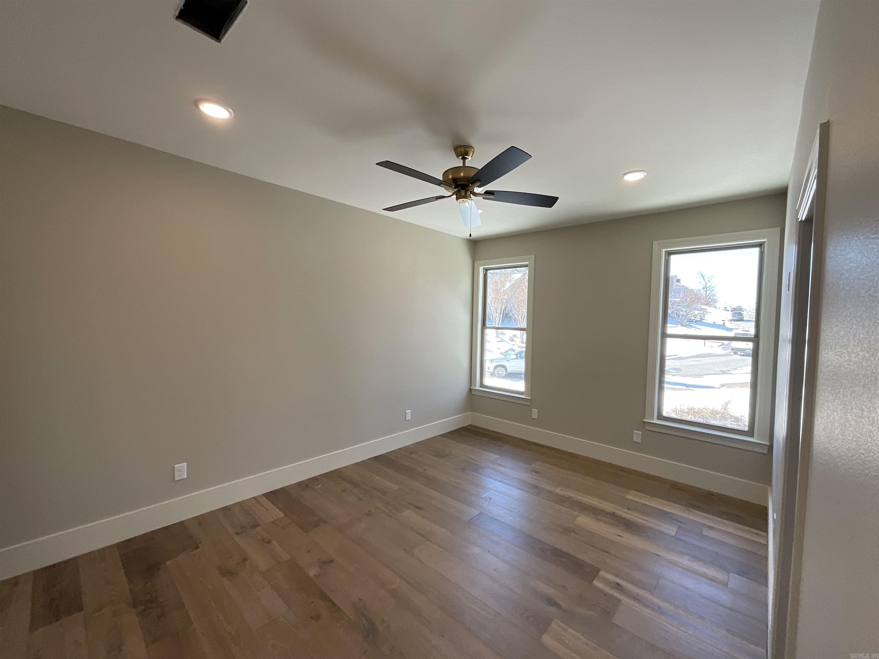 CHENAL VALLEY CHALLAIN PLACE - Residential Lease