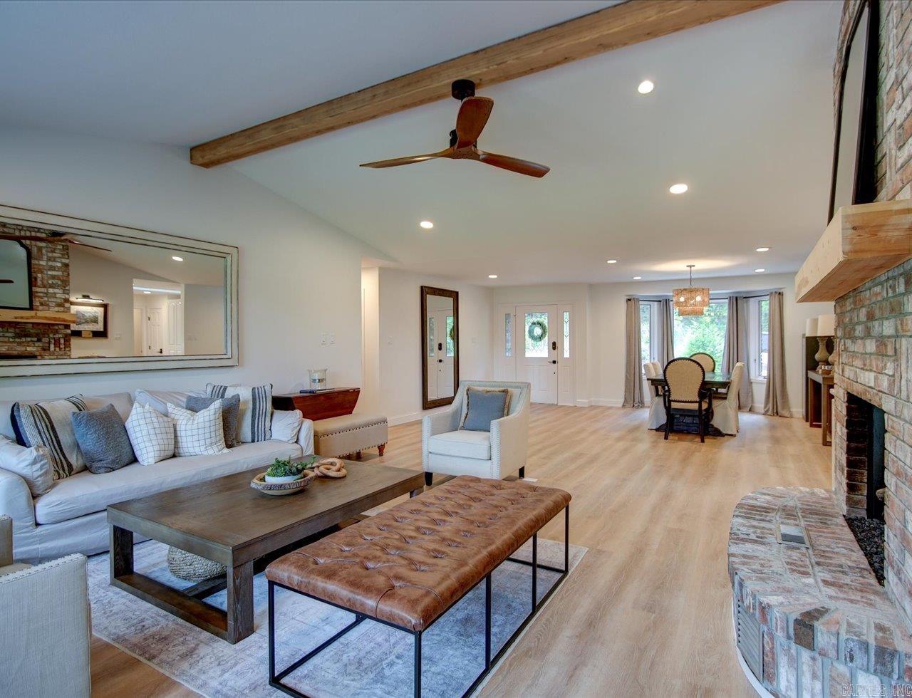 SENDERO - Residential