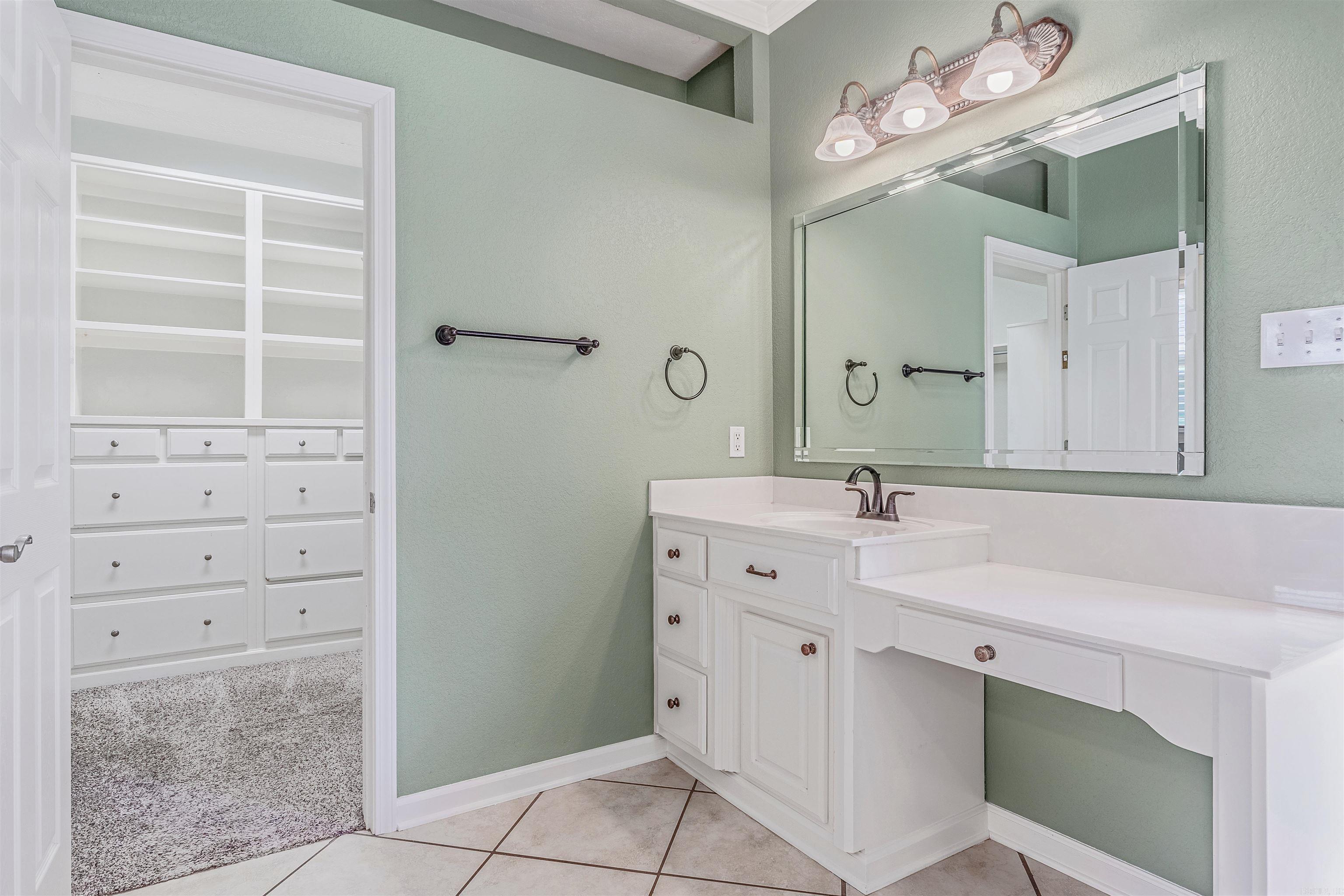 CEDAR LAKE ESTATES - Residential
