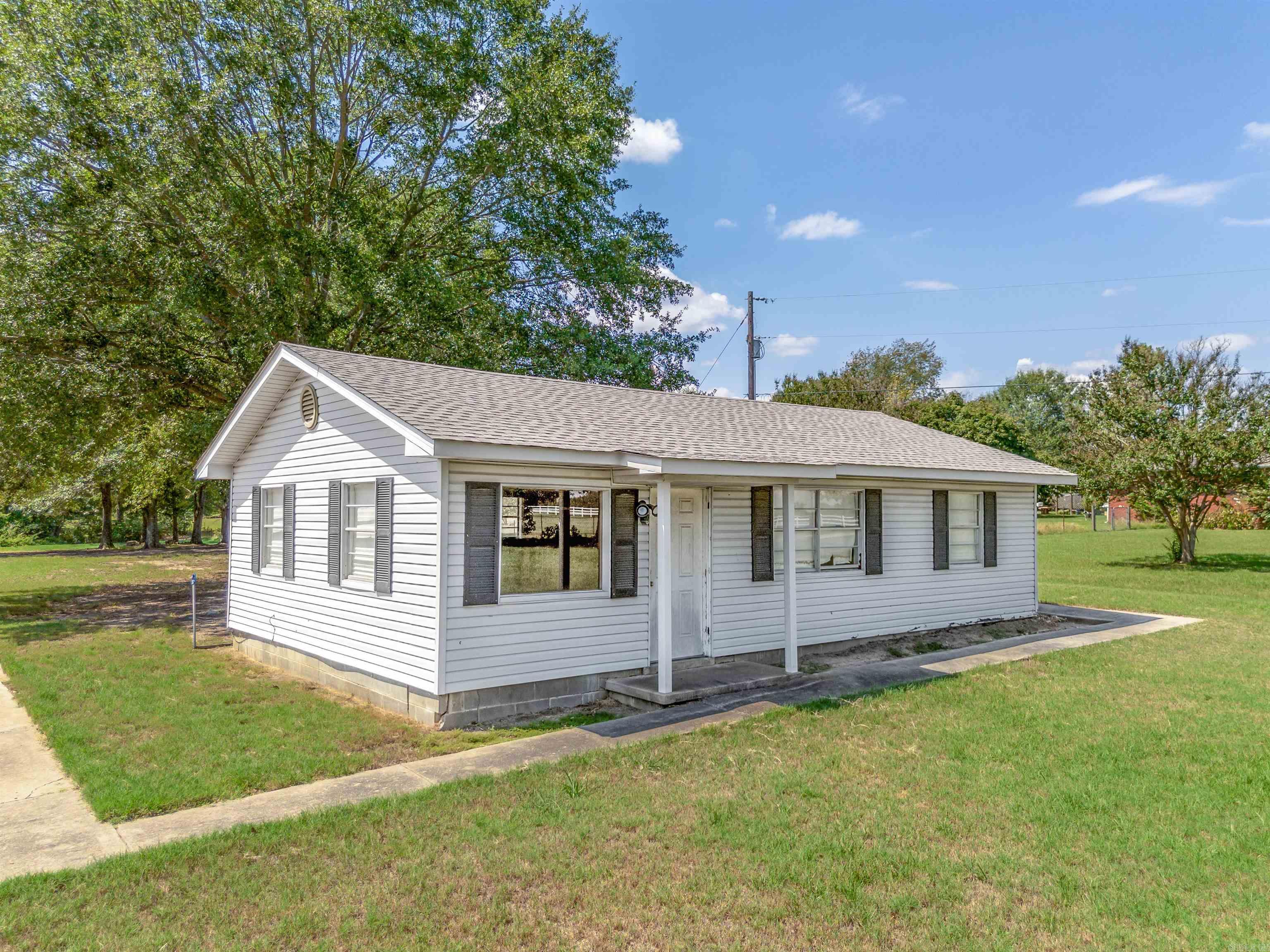 CEDAR LAKE ESTATES - Residential