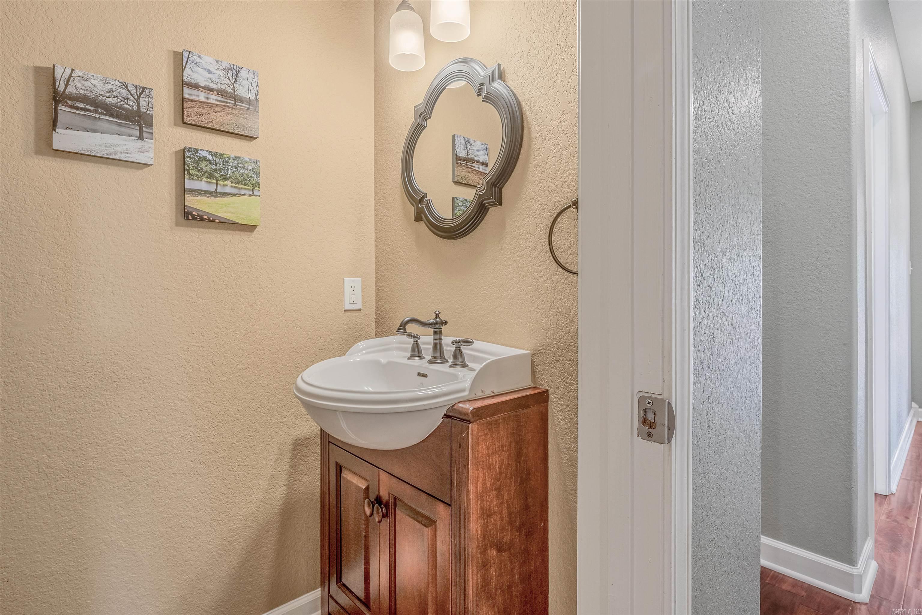 CEDAR LAKE ESTATES - Residential
