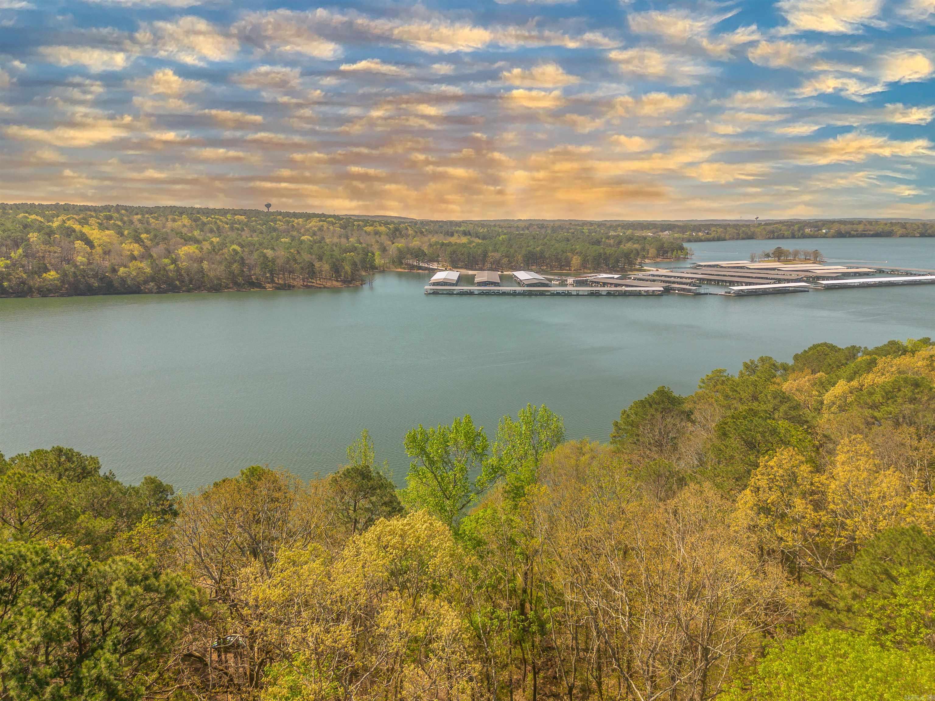 BELMONT ACRES - LAKE - Residential