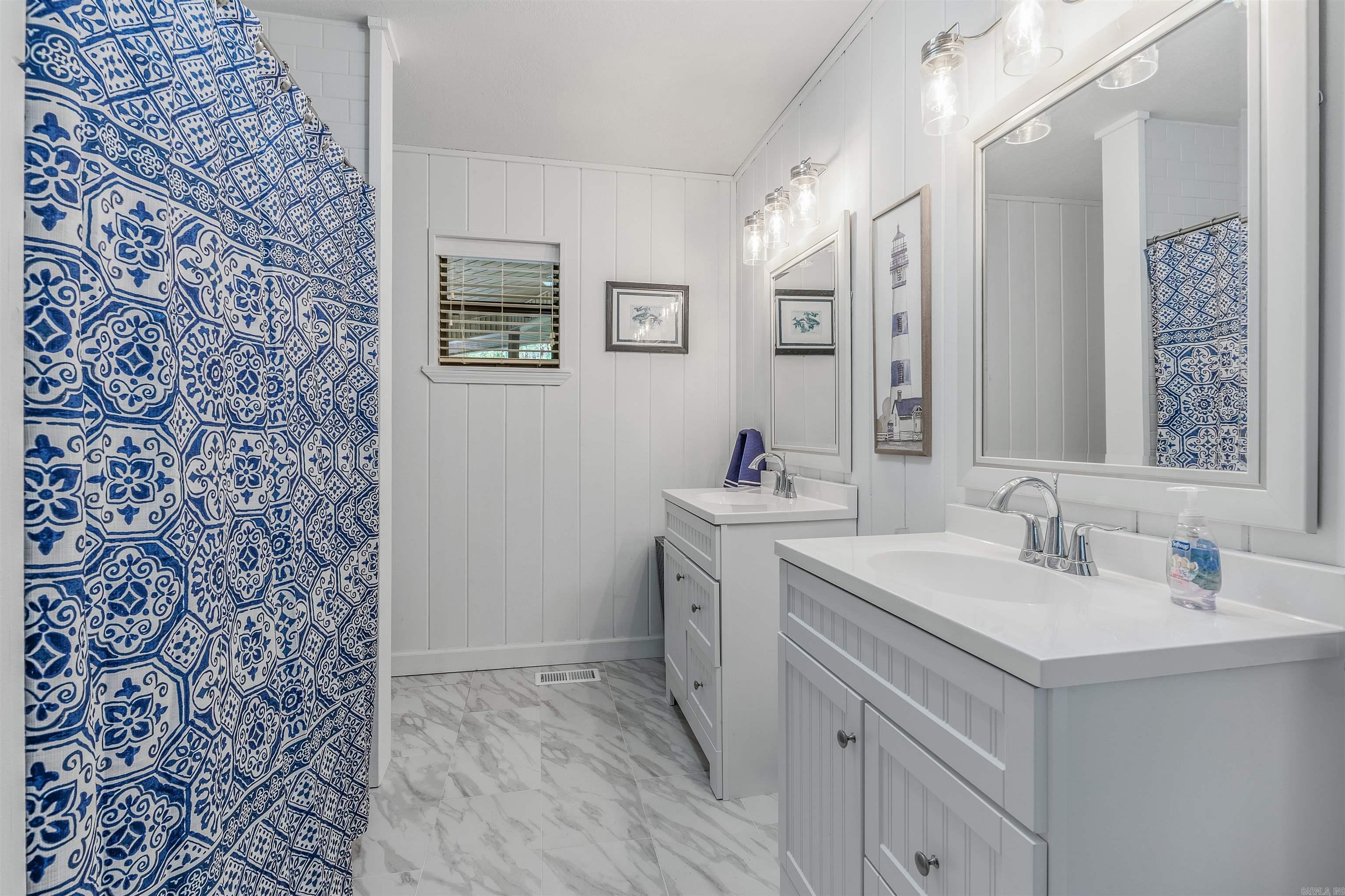 BELMONT ACRES - LAKE - Residential