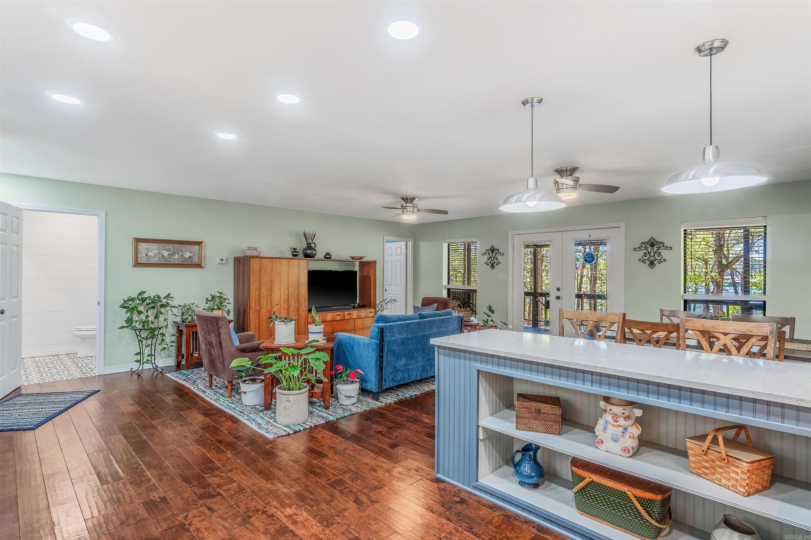 BELMONT ACRES - LAKE - Residential