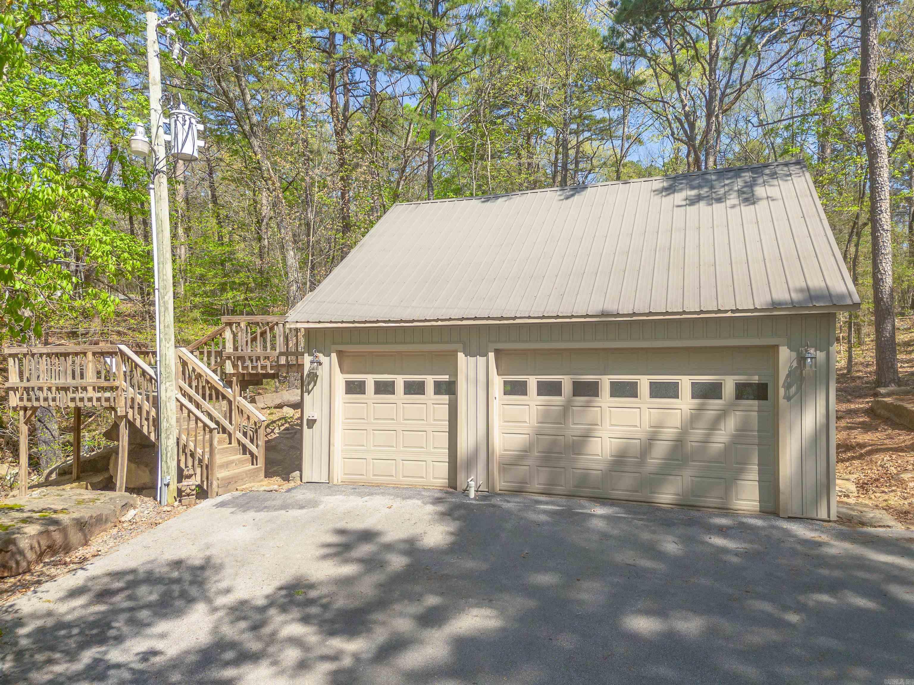 BELMONT ACRES - LAKE - Residential