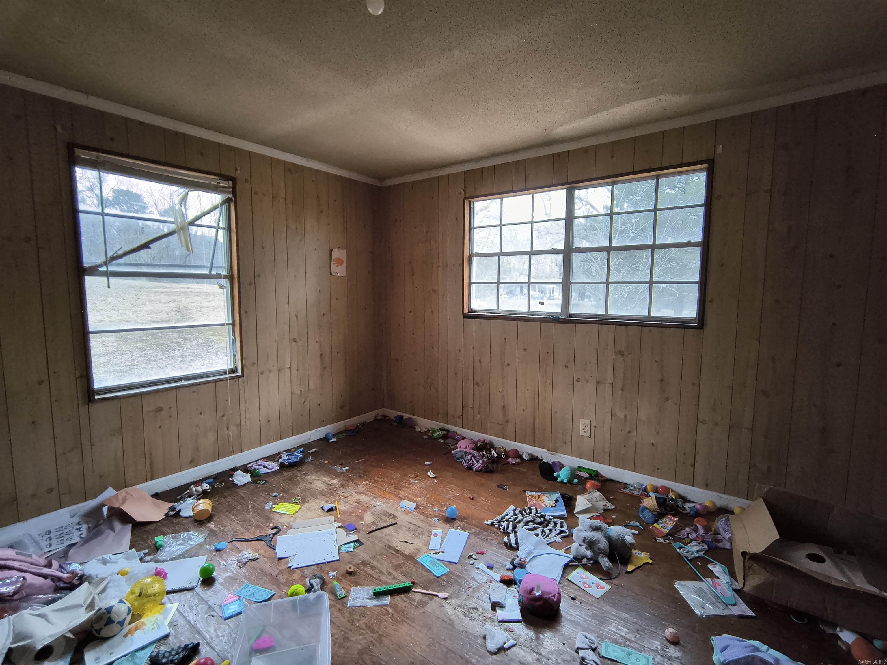 Metes & Bounds - Residential