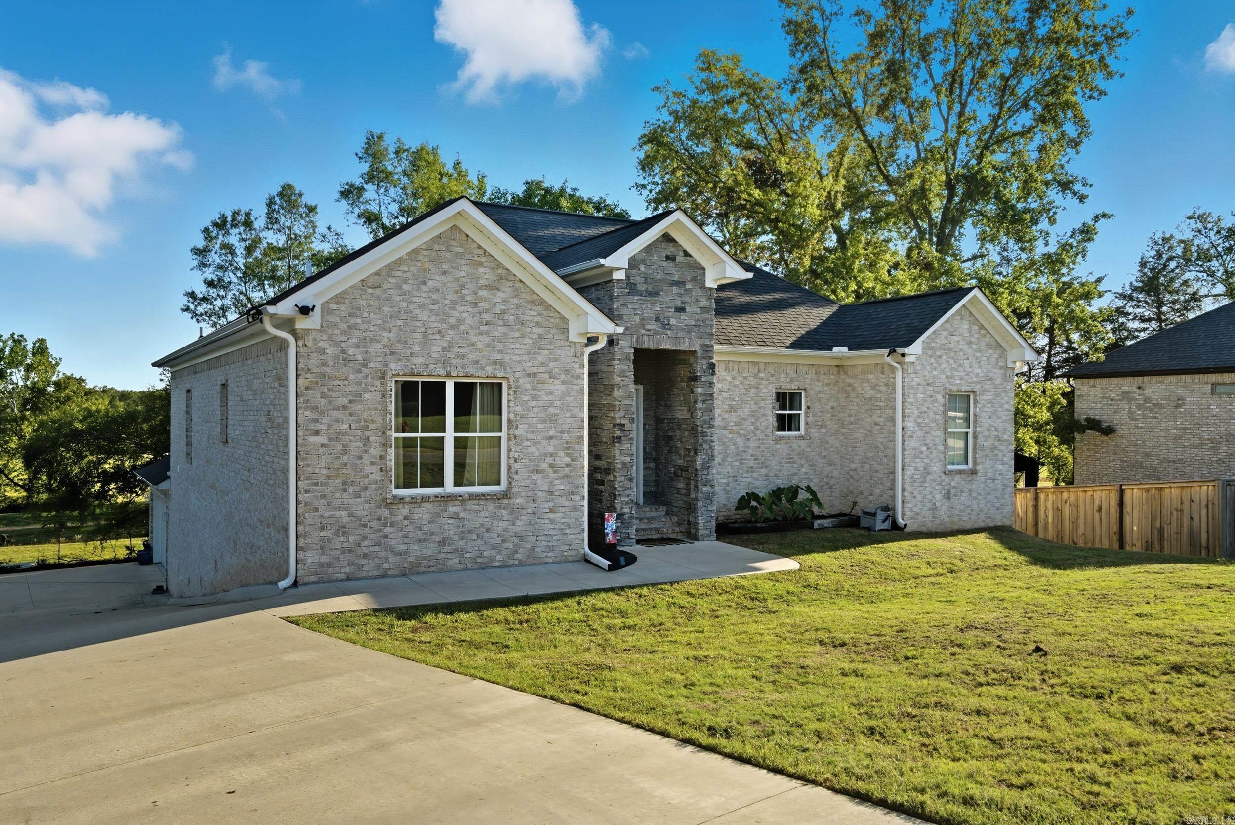 INDIAN SPRINGS - Residential