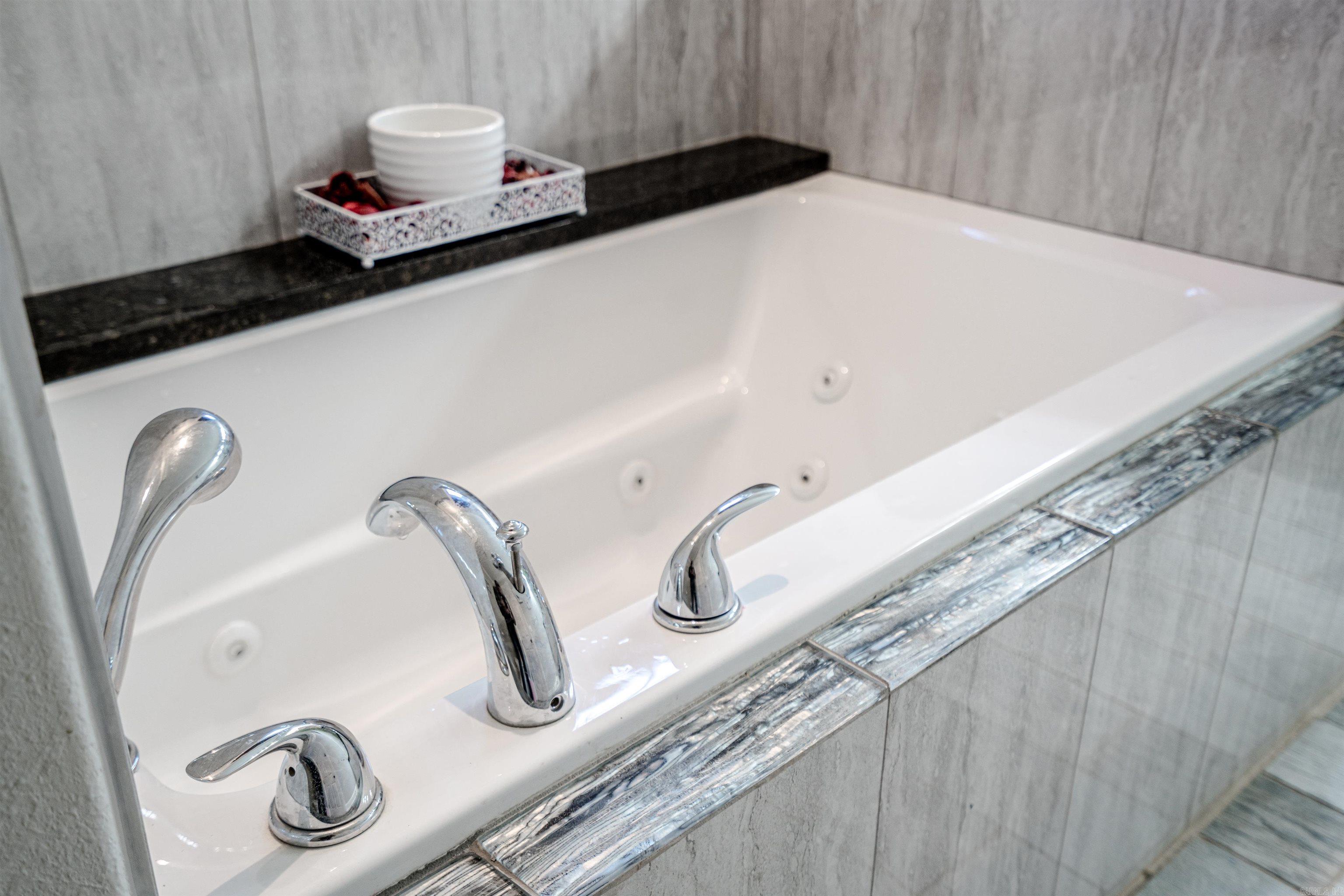 MCCLARD, L.A. - Residential