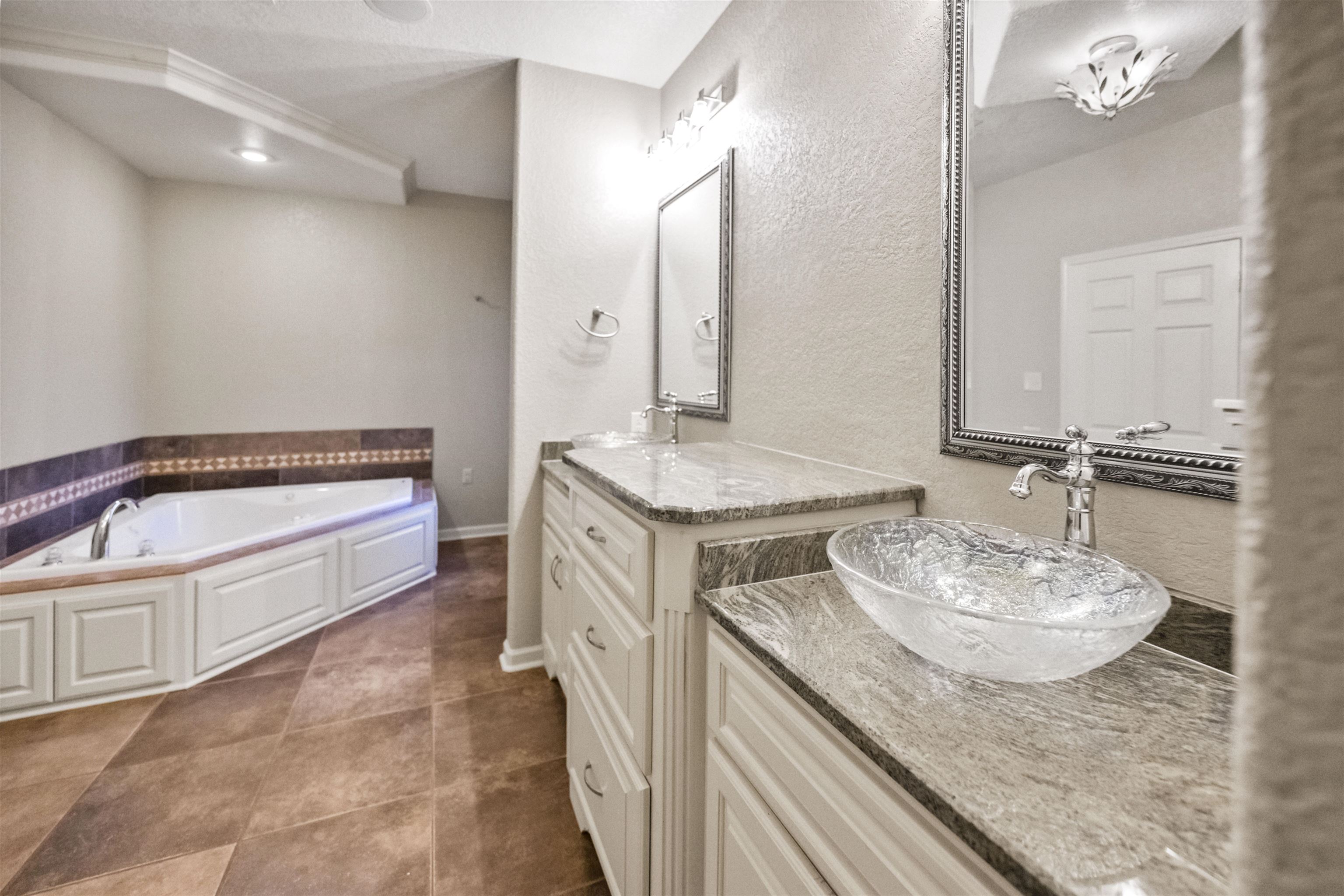 Lake Hamilton Shores - Residential
