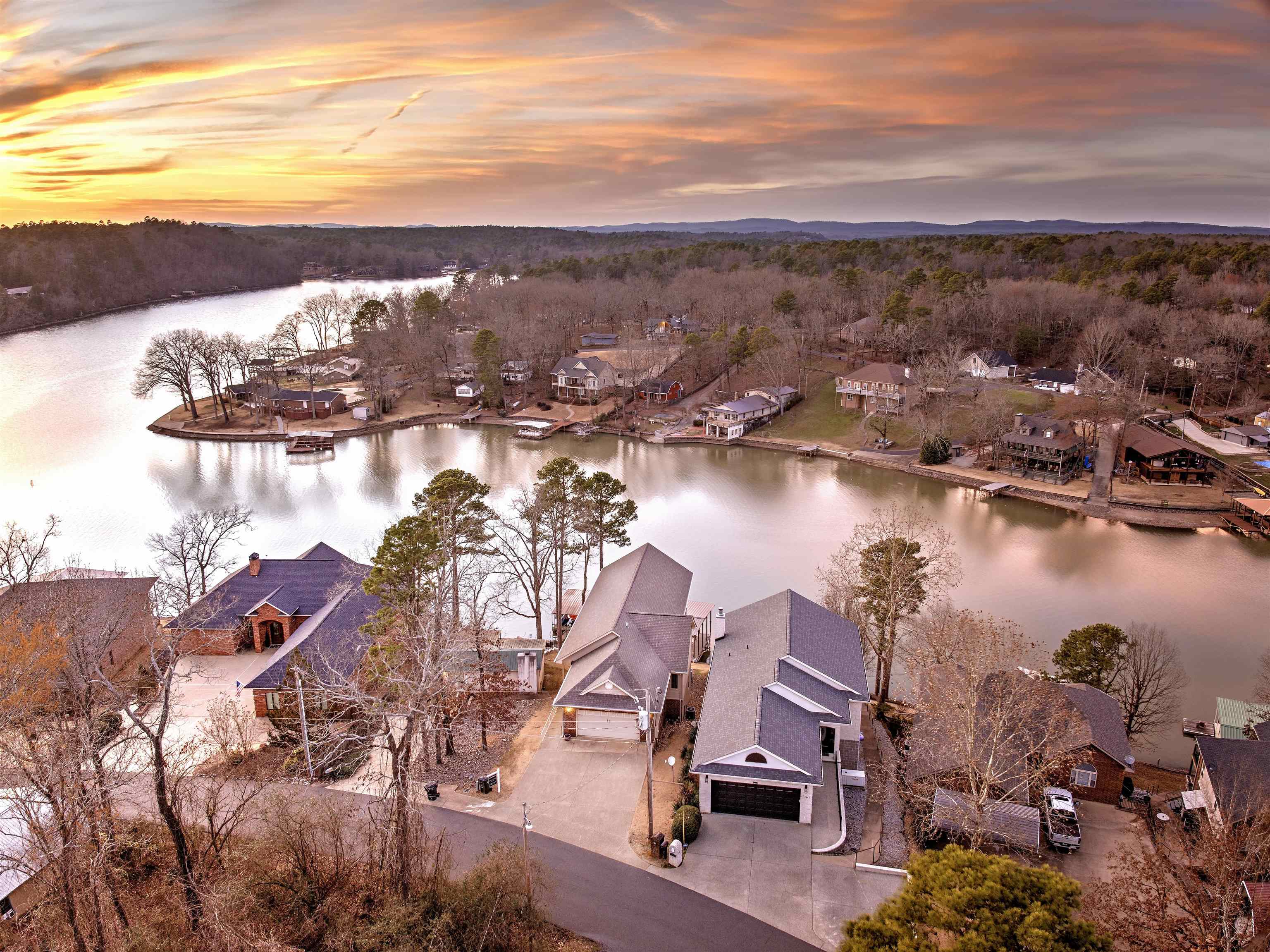 Lake Hamilton Shores - Residential