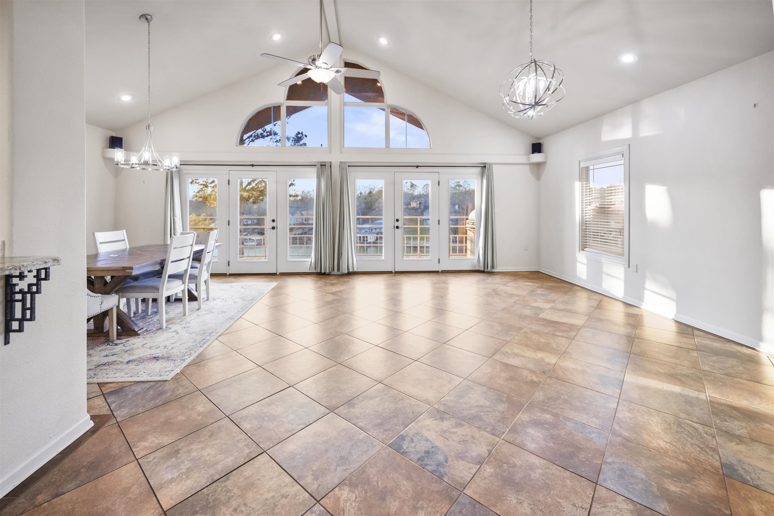 Lake Hamilton Shores - Residential