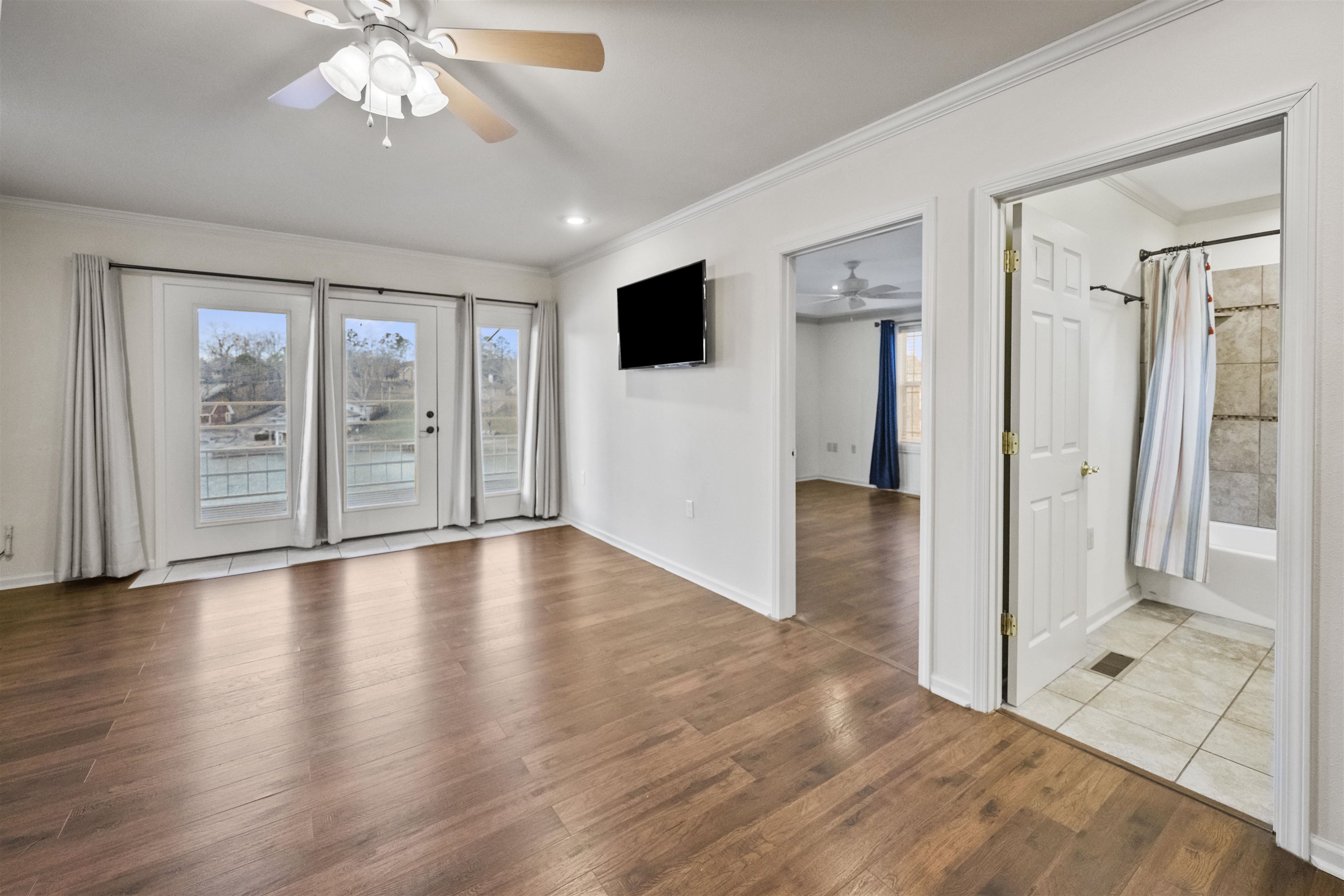 Lake Hamilton Shores - Residential