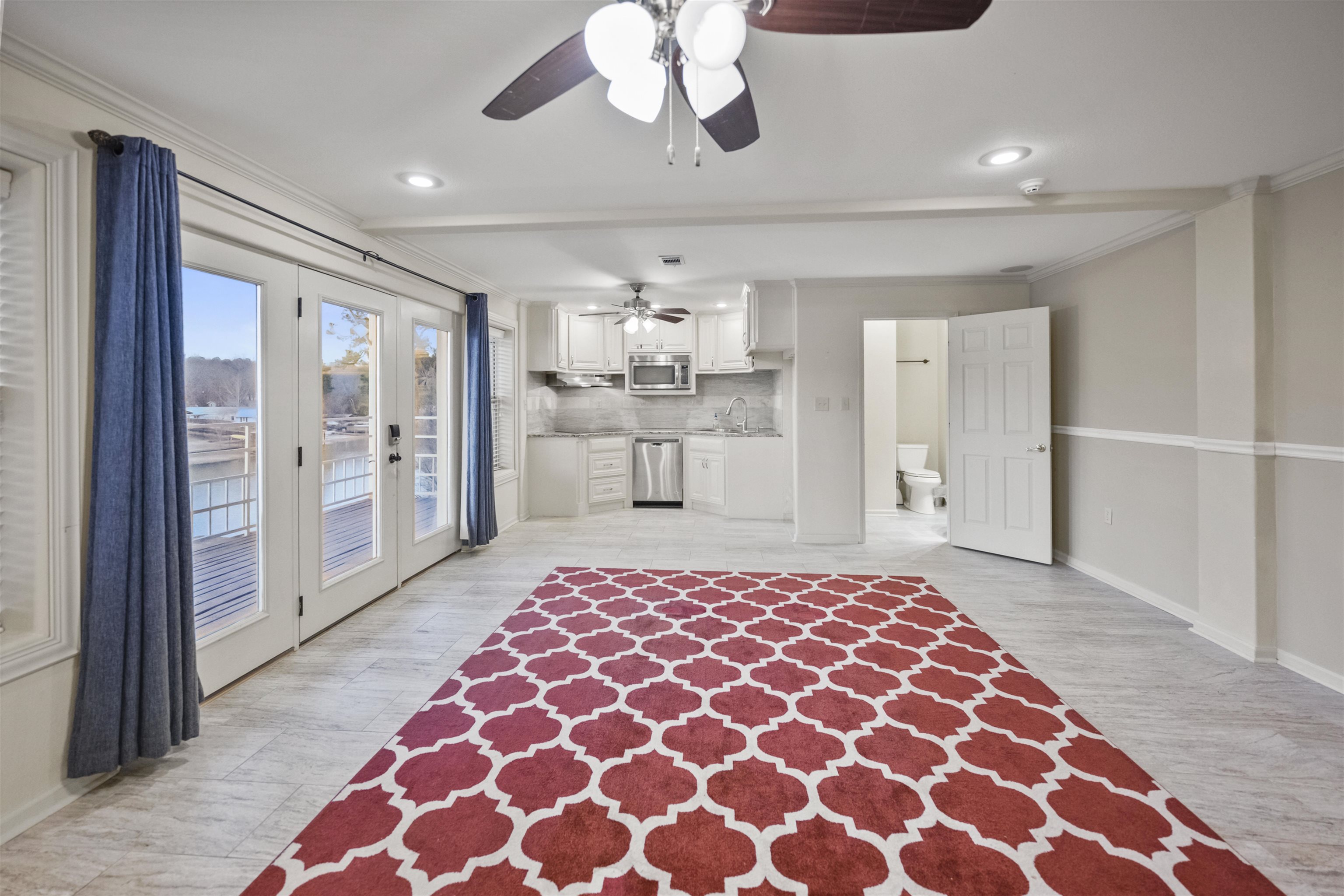Lake Hamilton Shores - Residential