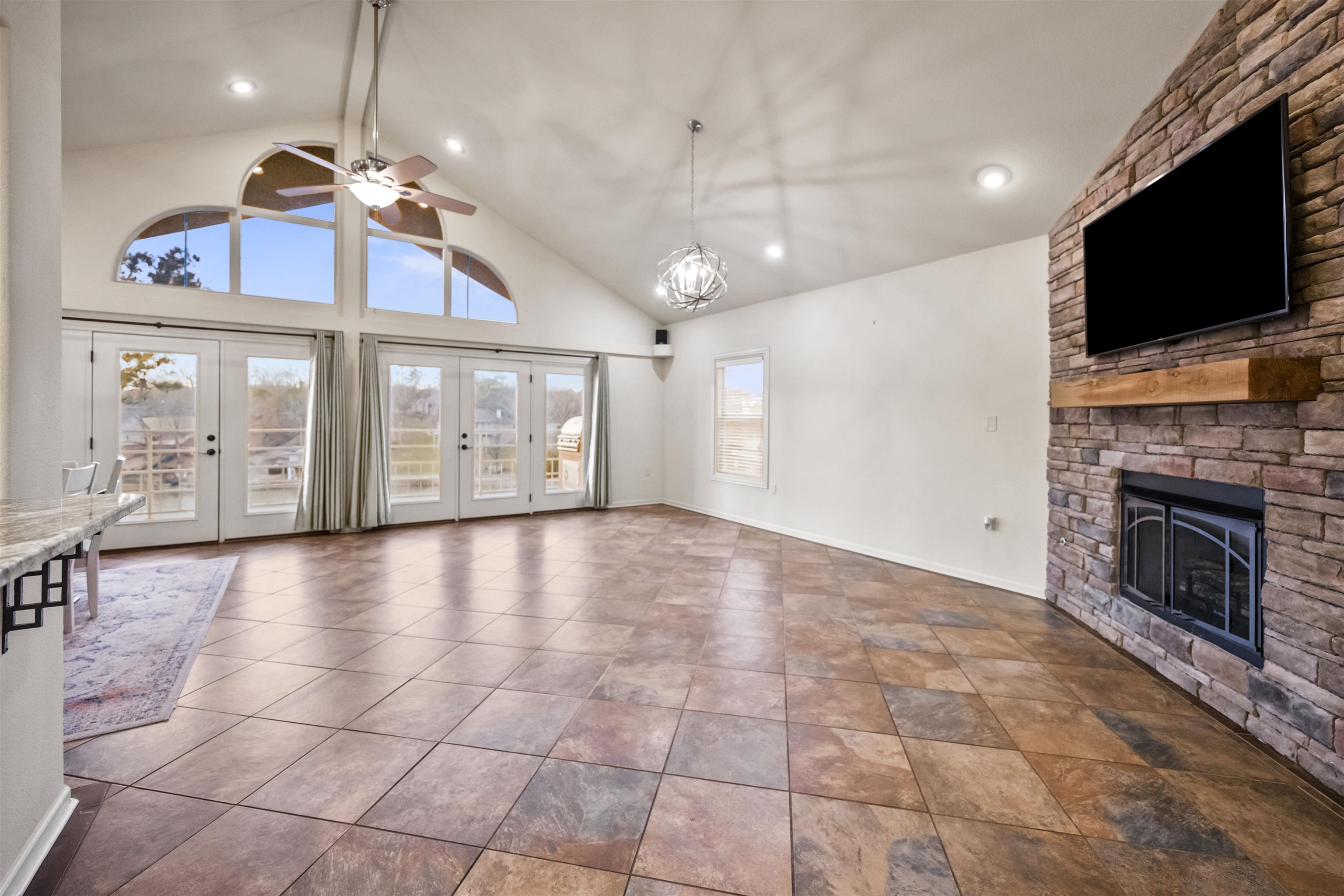 Lake Hamilton Shores - Residential