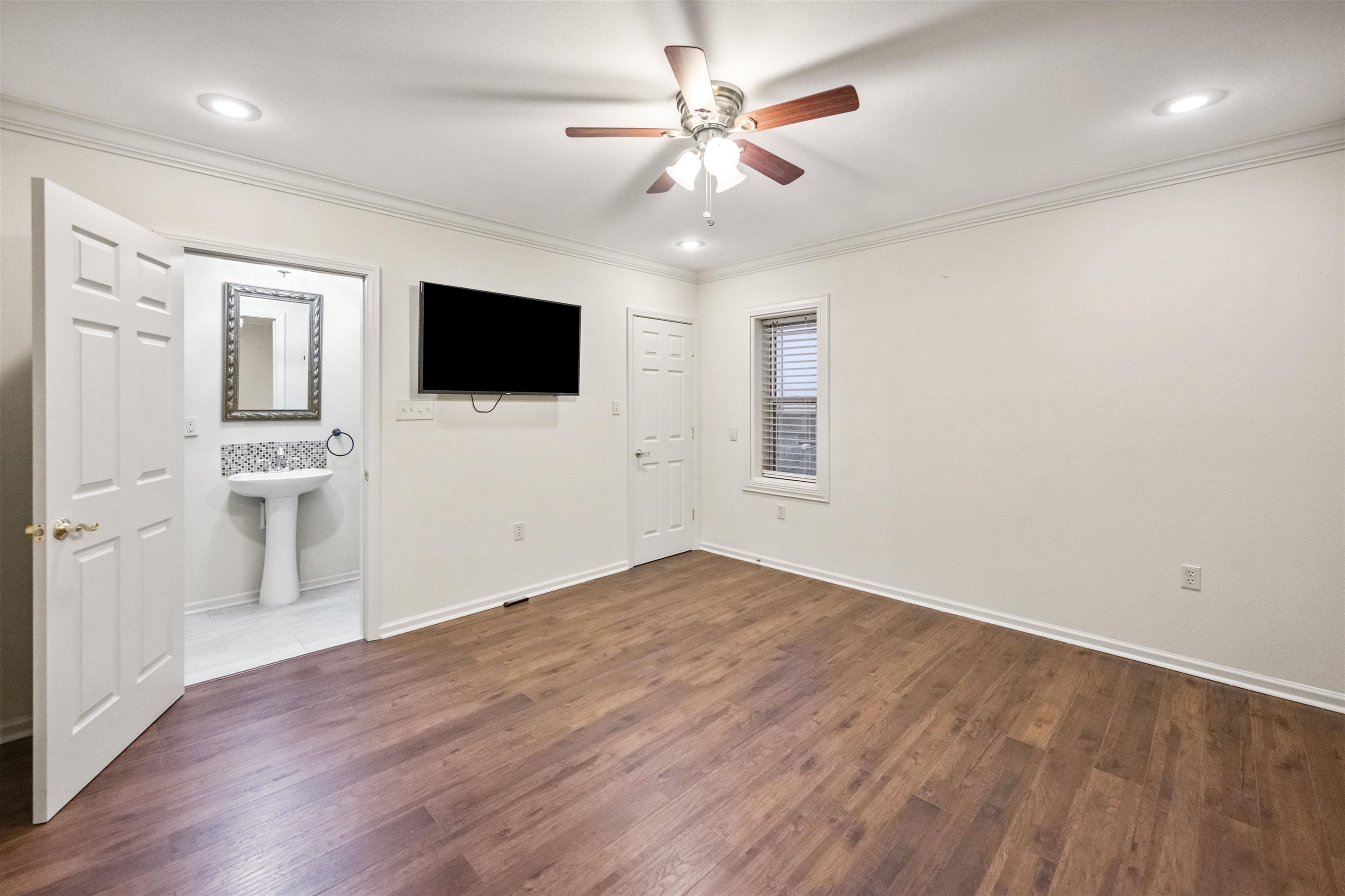 Lake Hamilton Shores - Residential