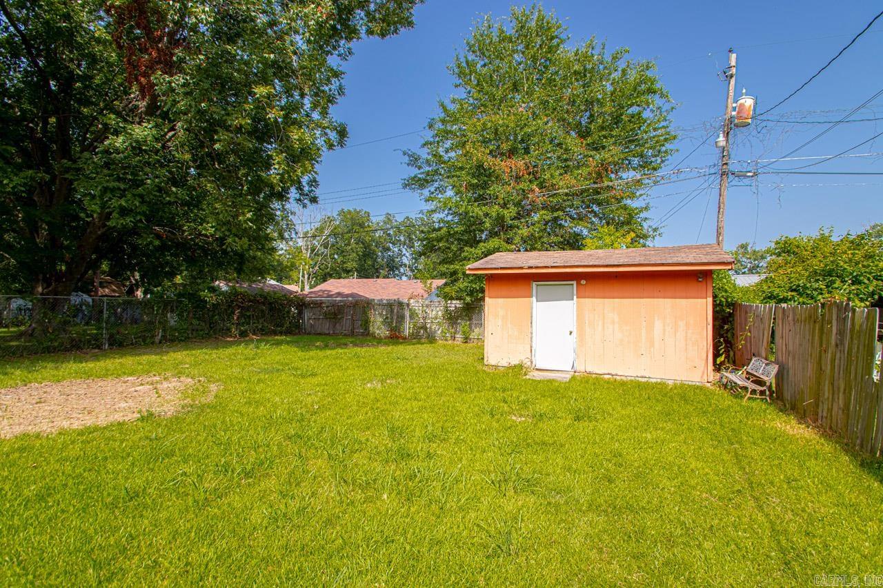 BROADMOOR - Residential